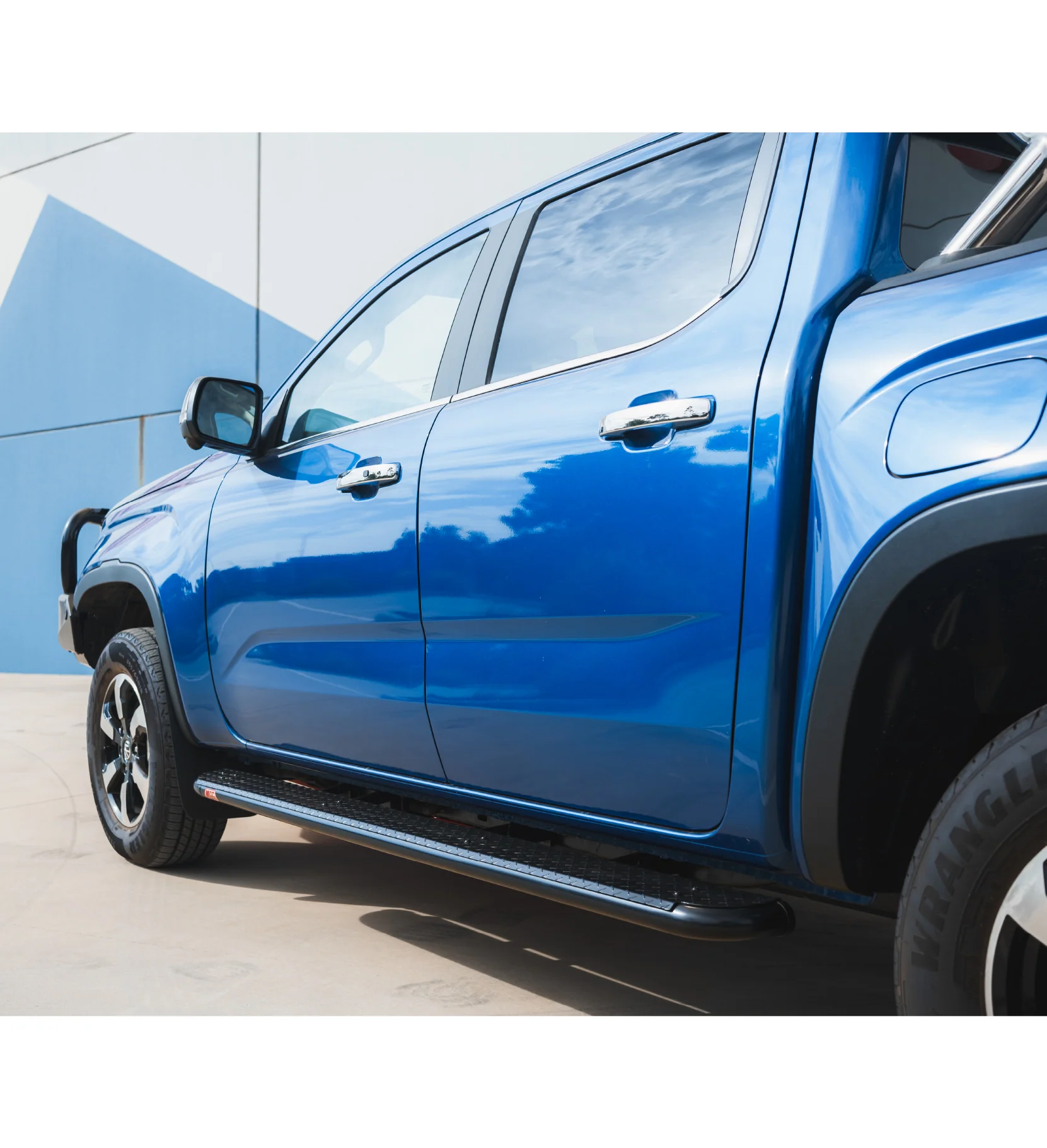 All-New Amarok 2023-On - 309BSBK All Black Side Step Package - SKU MCC-04002-309BSBK - Image 5