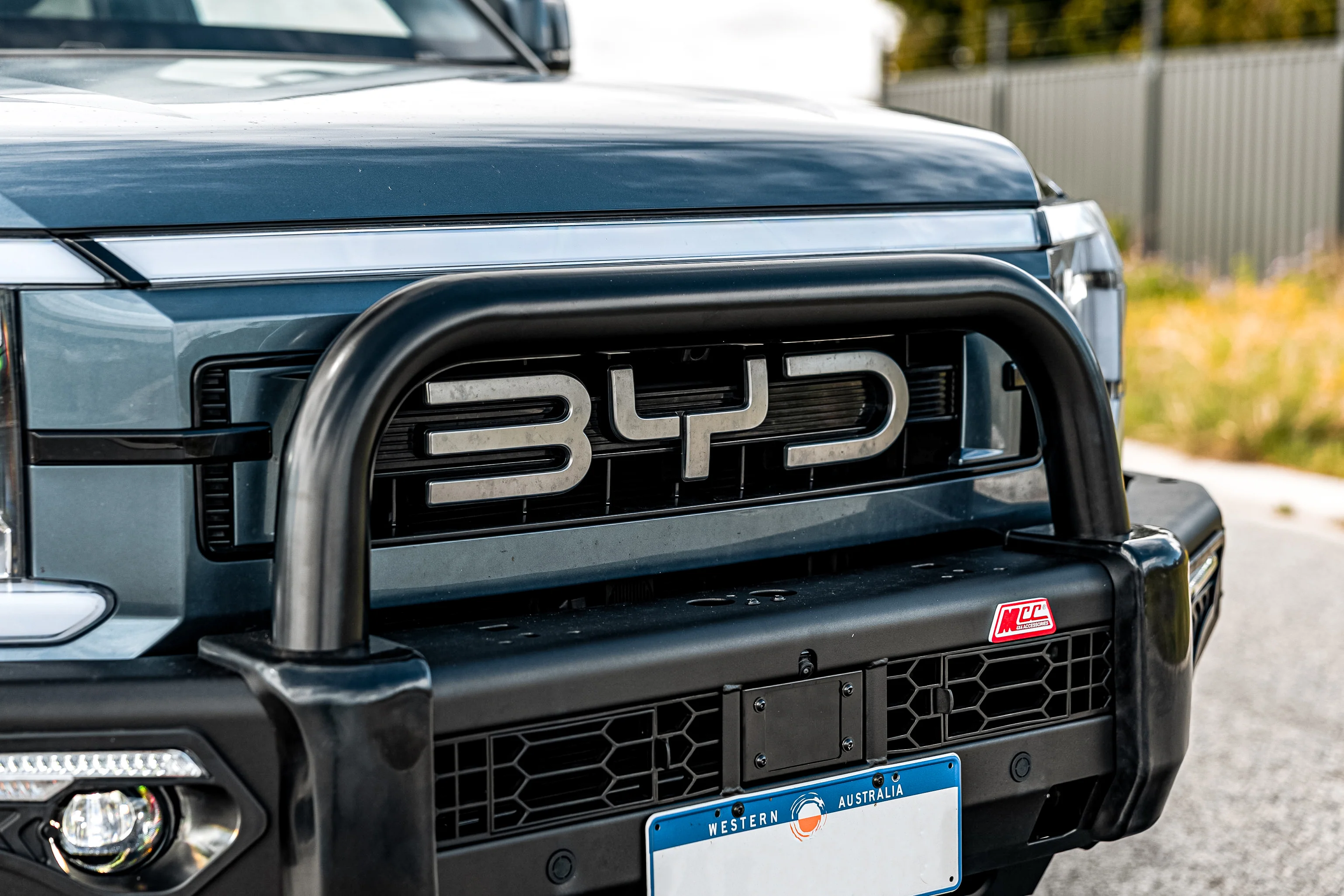 BYD Shark 6 2025-On 808-01 Phoenix Bull Bar Single Sand Black Loop Package (Sand Black) - Image 5