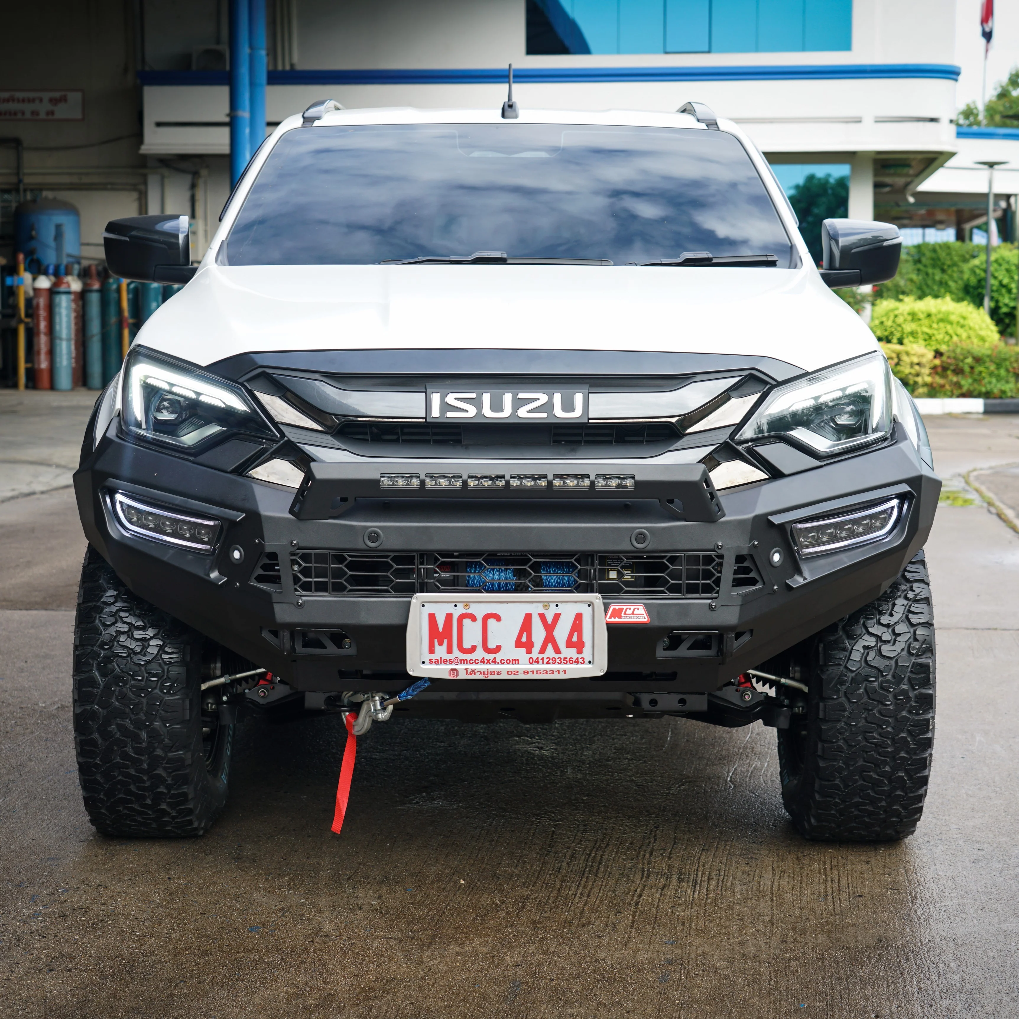 Dmax 2024-On (10/23) 909-01 Alloy Pegasus Bull Bar Bumper Replacement Package - Image 10