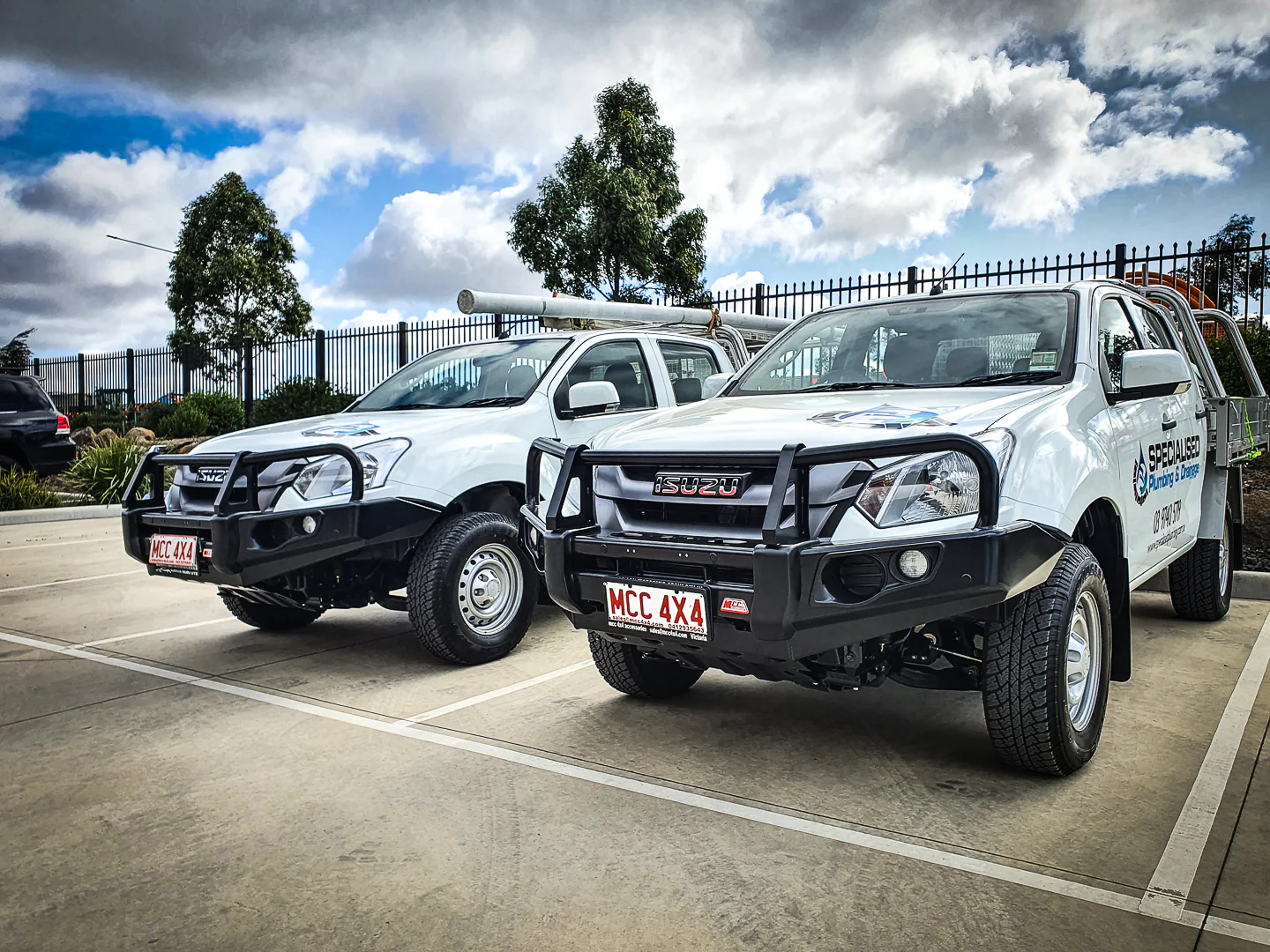 Dmax facelift 2017-2020 707-02 Falcon Bull Bar Black A-Frame Package (No Foglight) - SKU MCC-08005-702UP - Image 3