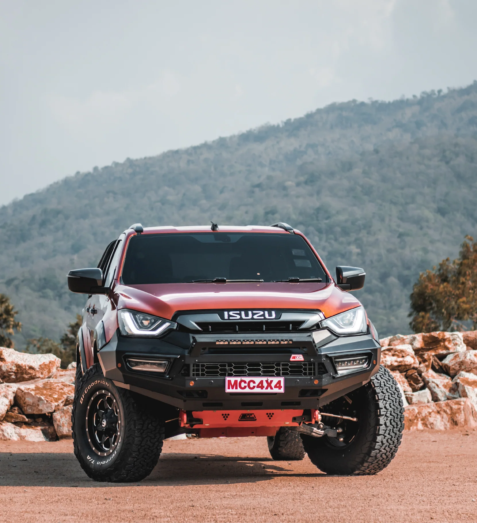 Dmax RG 2020-Present 909-01 Alloy Pegasus Bull Bar Bumper Replacement Package - SKU MCC-08007-901 - Image 4