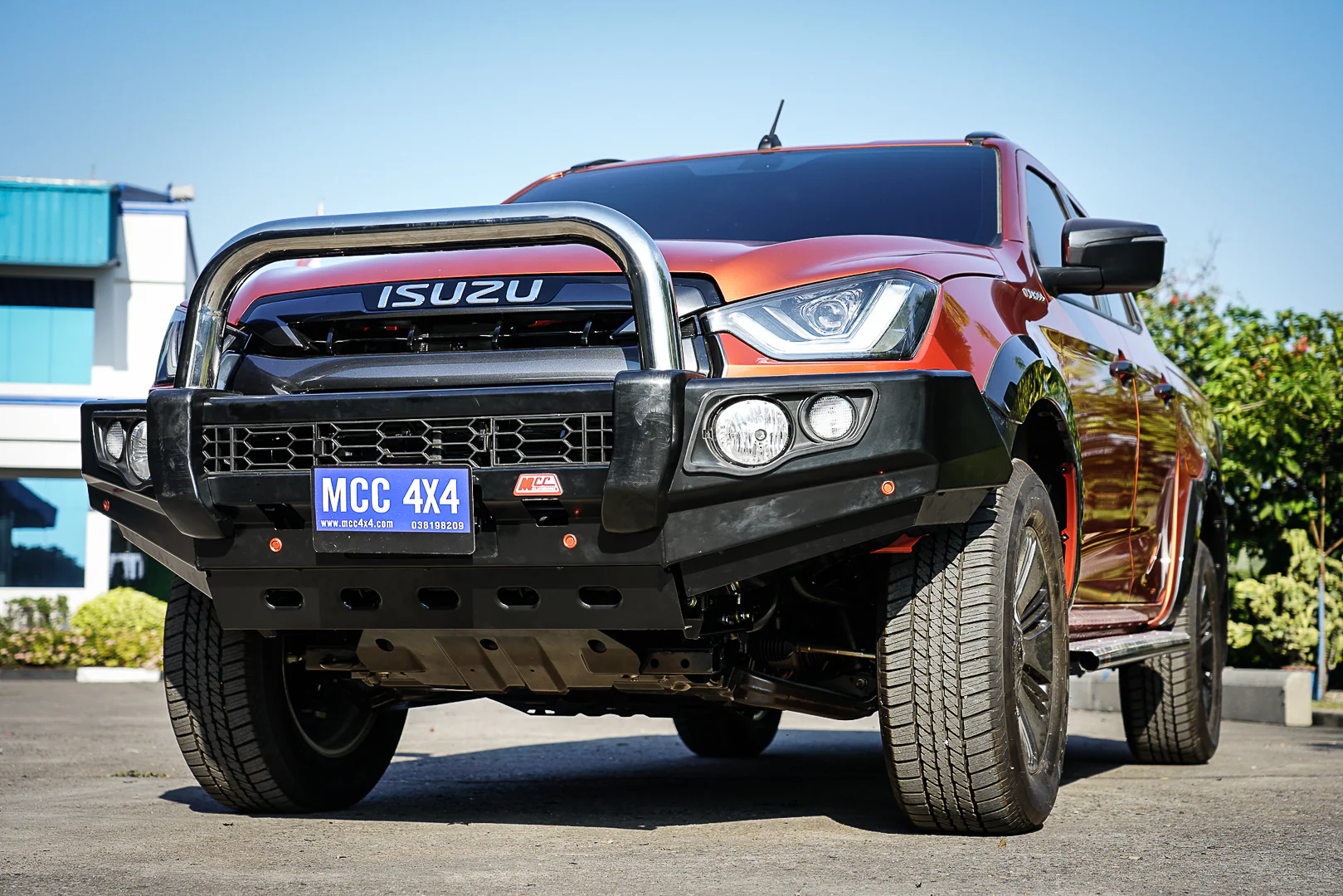 Dmax RG 2020-Present 707-01 Falcon Bull Bar Single Stainless Loop Package (LED Foglight) - SKU MCC-08007-701SSLFOG - Image 5