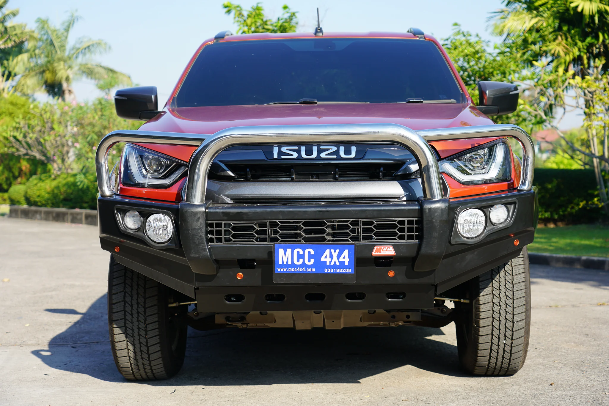 Dmax RG 2020-Present  707-01 Falcon Bull Bar Triple Stainless Loops Package (LED Foglight) - SKU MCC-08007-701FOGUP - Image 4