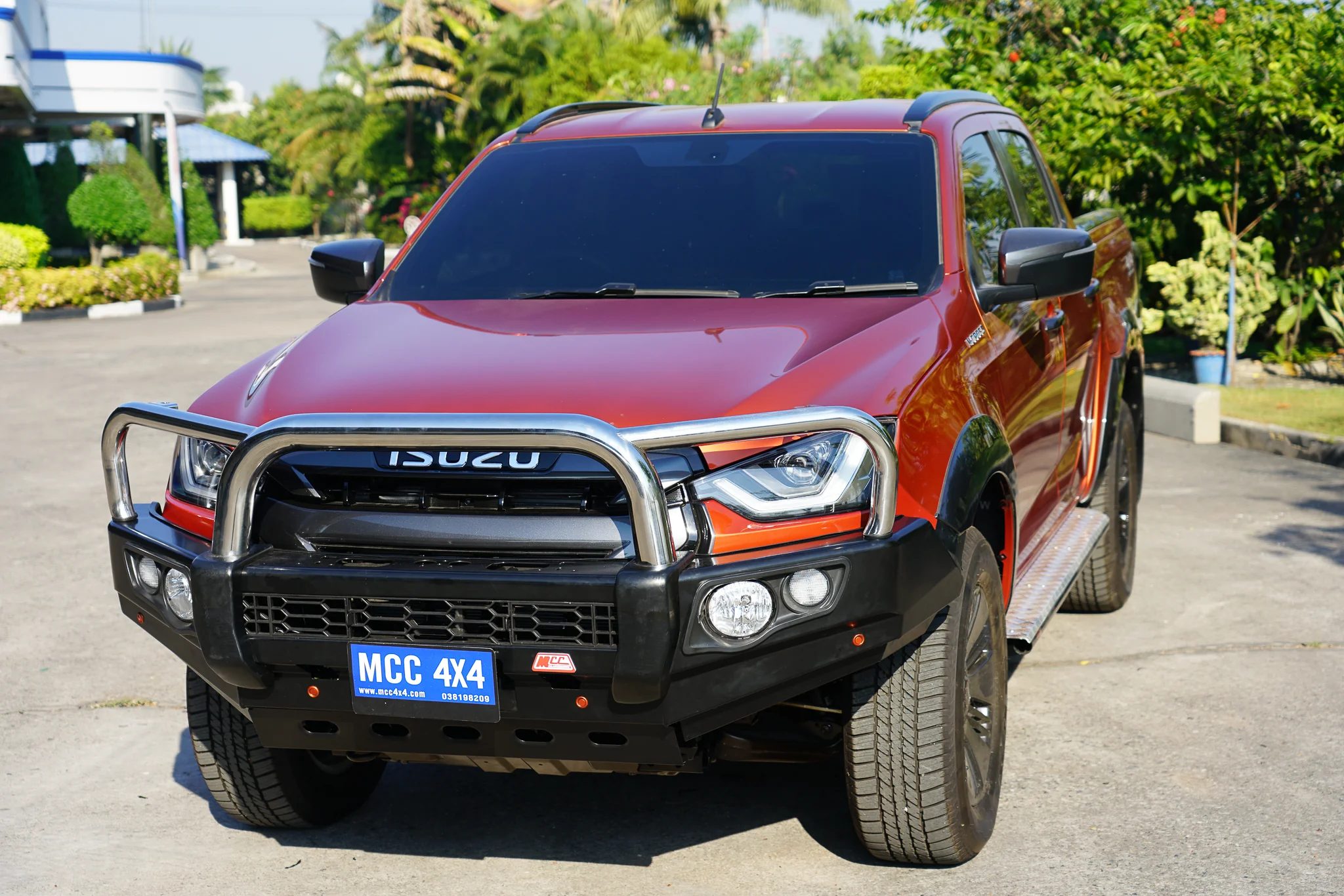 Dmax RG 2020-Present  707-01 Falcon Bull Bar Triple Stainless Loops Package (LED Foglight) - SKU MCC-08007-701FOGUP - Image 5