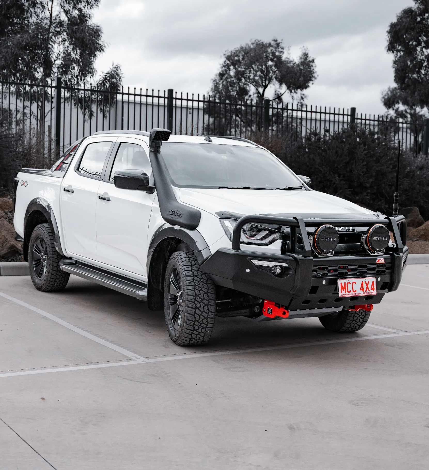 Dmax RG 2020-Present 808-02 Phoenix Bar A-Frame Package - SKU MCC-08007-802 - Image 6