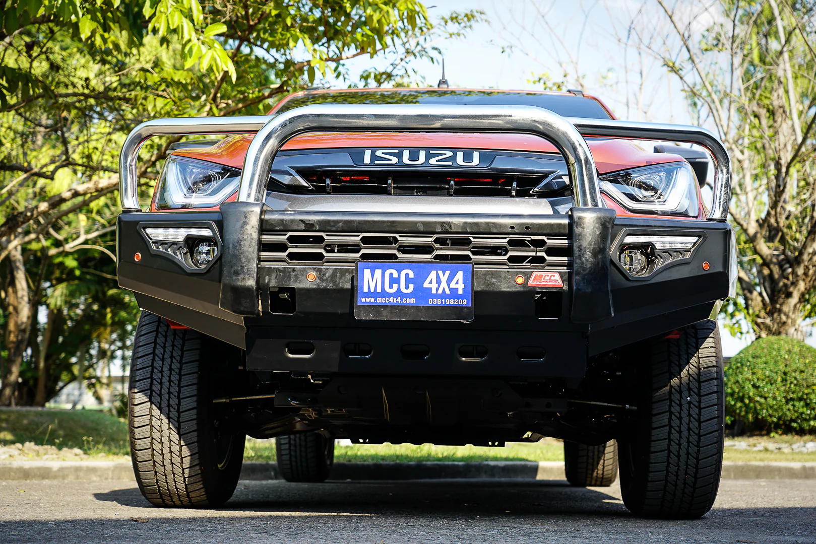Dmax RG 2020-Present 808-01 Phoenix Bull Bar Triple Stainless Loops Package - SKU MCC-08007-801 - Image 6