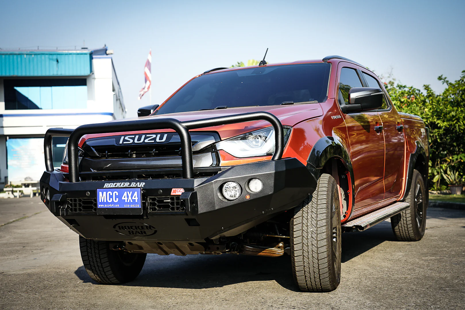 Dmax RG 2020-Present 078-02SQ Rocker Bull Bar Triple Loops Package - SKU MCC-08007-7802SQ - Image 5