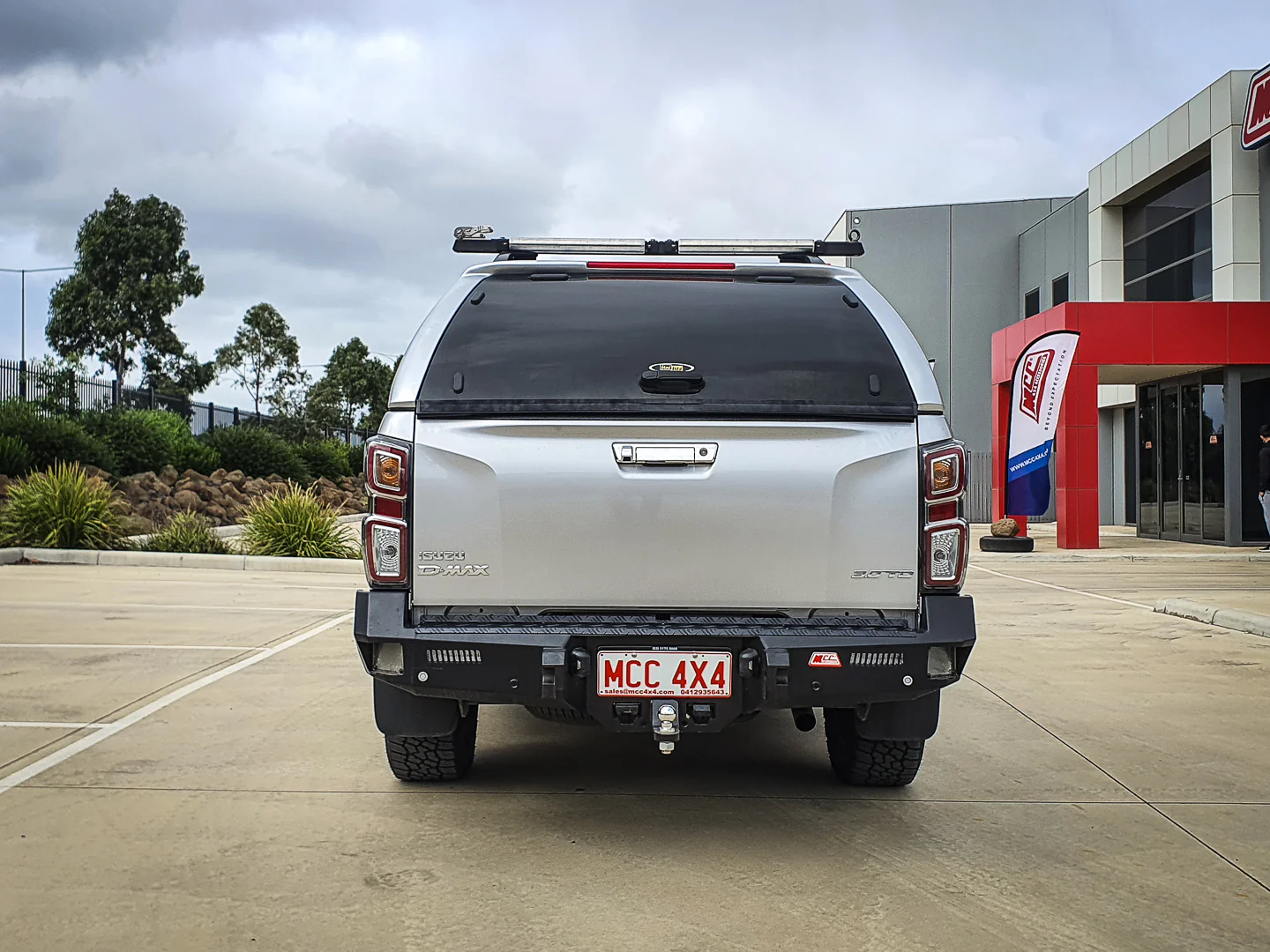 Dmax RG/BT50 TF 2020-Present Rocker Rear Bars - SKU MCC-08007-201 - Image 3