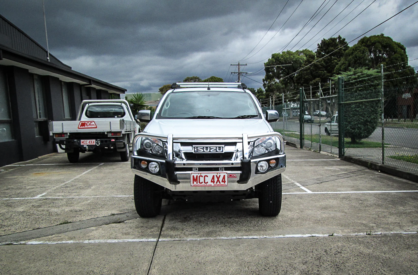 Dmax RT 2012-2016 707-02A Alloy Falcon Bull Bar Black A-Frame Package (LED Foglight) - SKU MCC-08002-702AW - Image 2