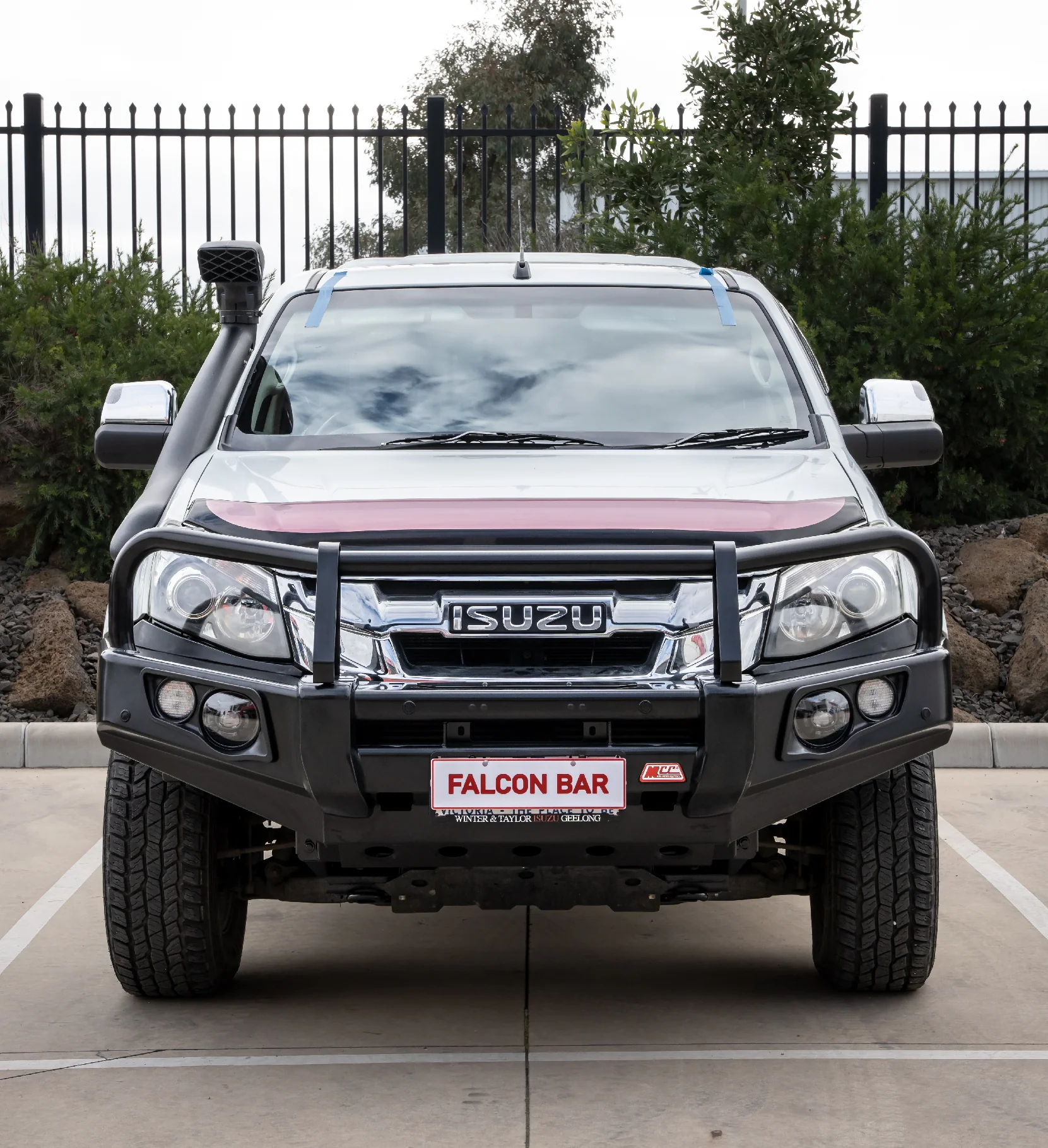Dmax 2012-2016 2wd Low Rider 707-02 Falcon Bull Bar Black A-Frame Package (LED Foglight) - SKU MCC-08004-702NFOGUP - Image 3