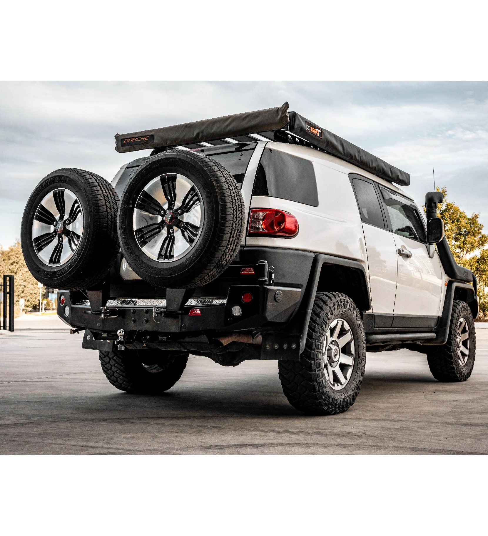 FJ Cruiser XJ10 2006-2017 022-02 Rear Wheel Carrier Bar - 022-02 Rear Wheel Carrier Dual Wheels Carrier Package - SKU MCC-01012-202PK1 - Image 2