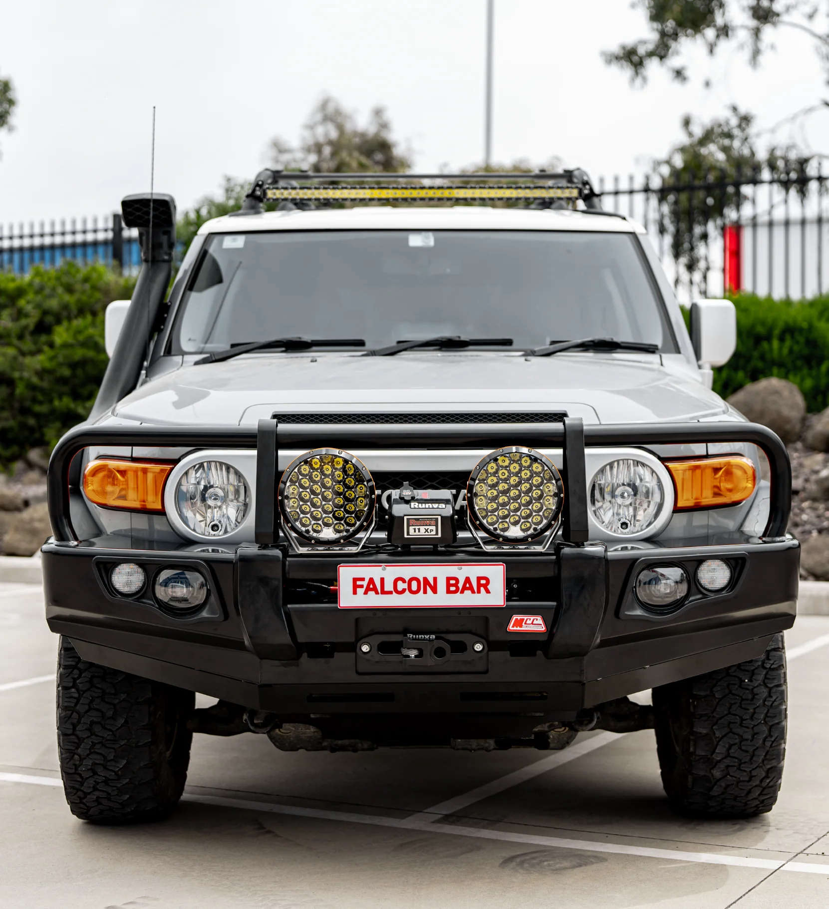 FJ Cruiser XJ10 2006-2017 707-02 Falcon Bull Bar Black A-Frame Package (LED Foglight) - SKU MCC-01012-702FOGUP - Image 3
