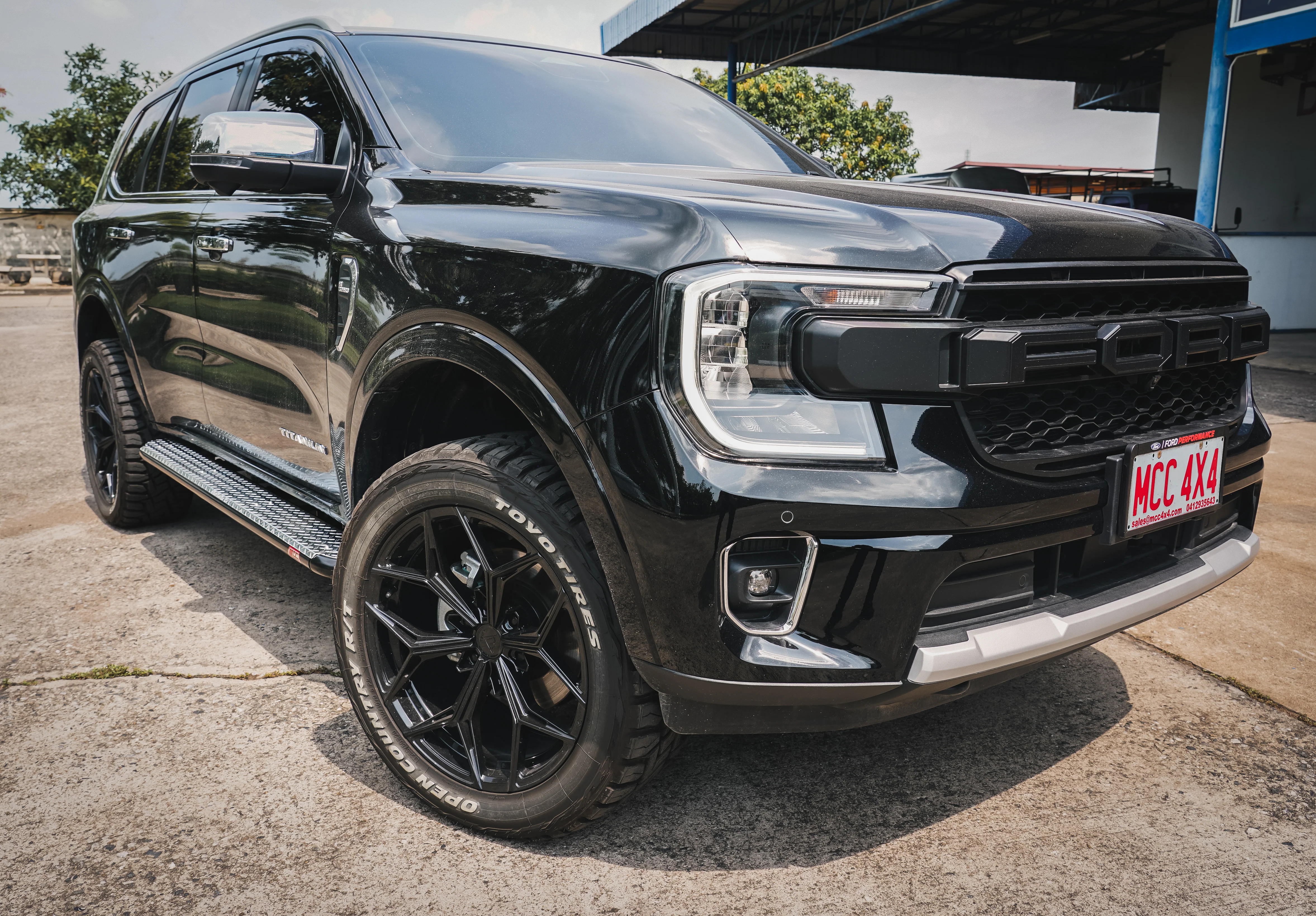 Ford Everest 2016-2021 309BS Side Step Package (Chrome Step Plate) - SKU MCC-05007-309BS - Image 6