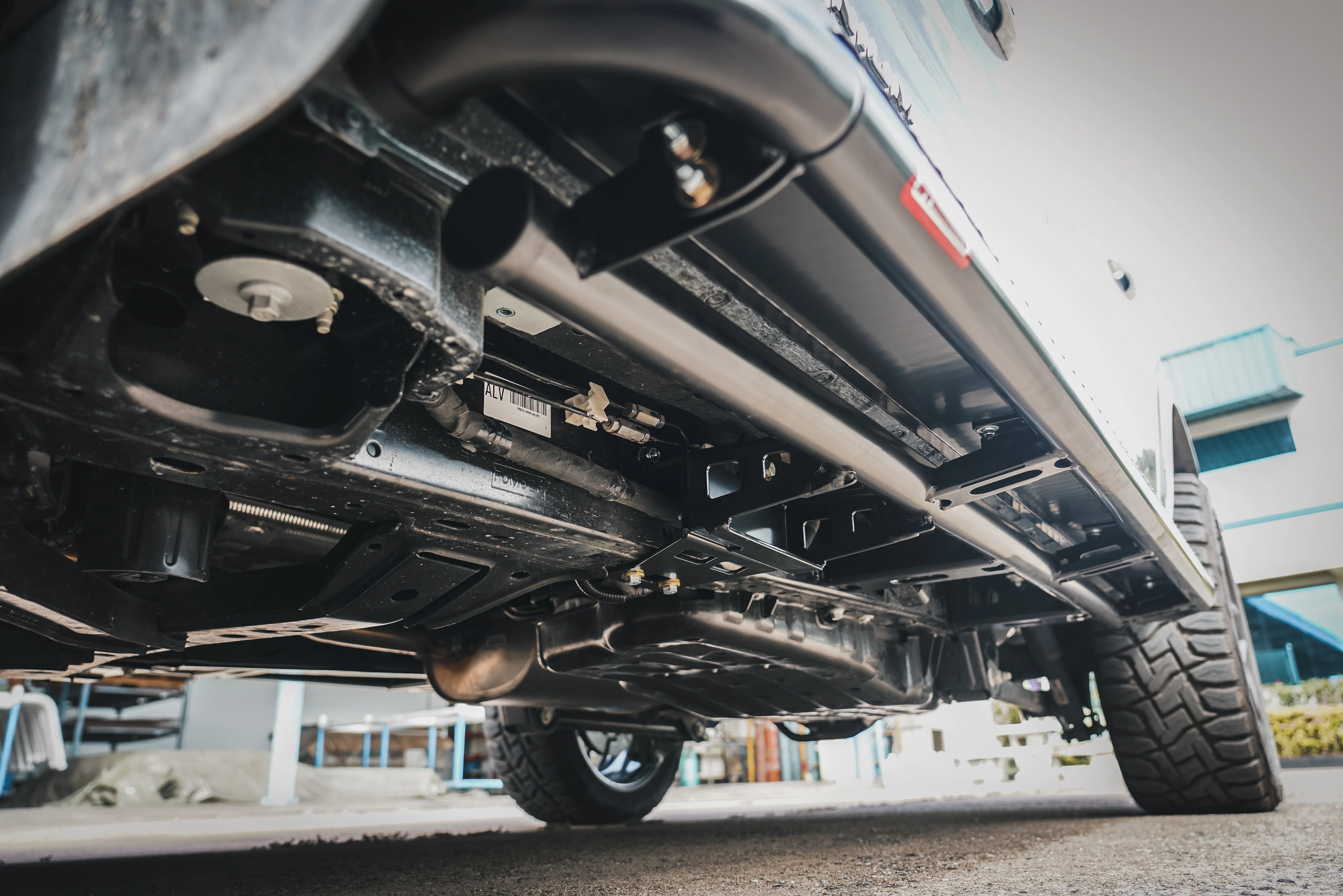 Ford Everest 2016-2021 309BSBK All Black Side Step Package - SKU MCC-05007-309BSBK - Image 5