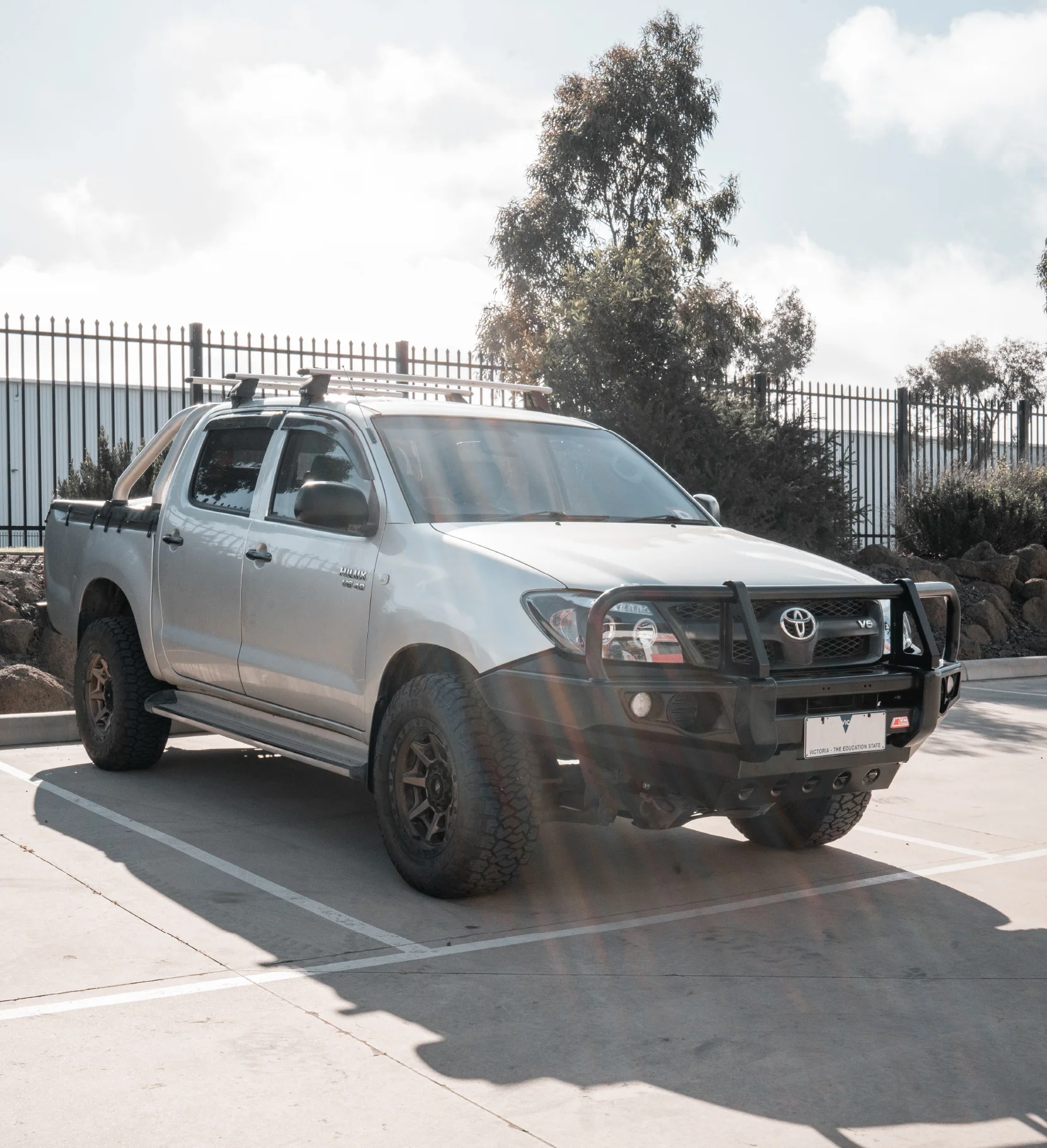 Hilux GGN25R 2005-2011 707-02 Falcon Bull Bar Black A-Frame Package (No Foglight) - SKU MCC-01002-702UP - Image 6