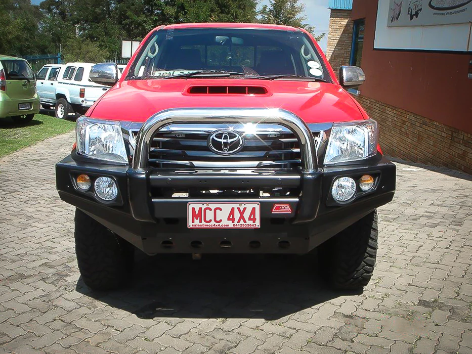 Hilux KUN26R 2012-2015 707-01 Falcon Bull Bar Single Stainless Loop Package (LED Foglight) - SKU MCC-01015-701SSLFOG - Image 2