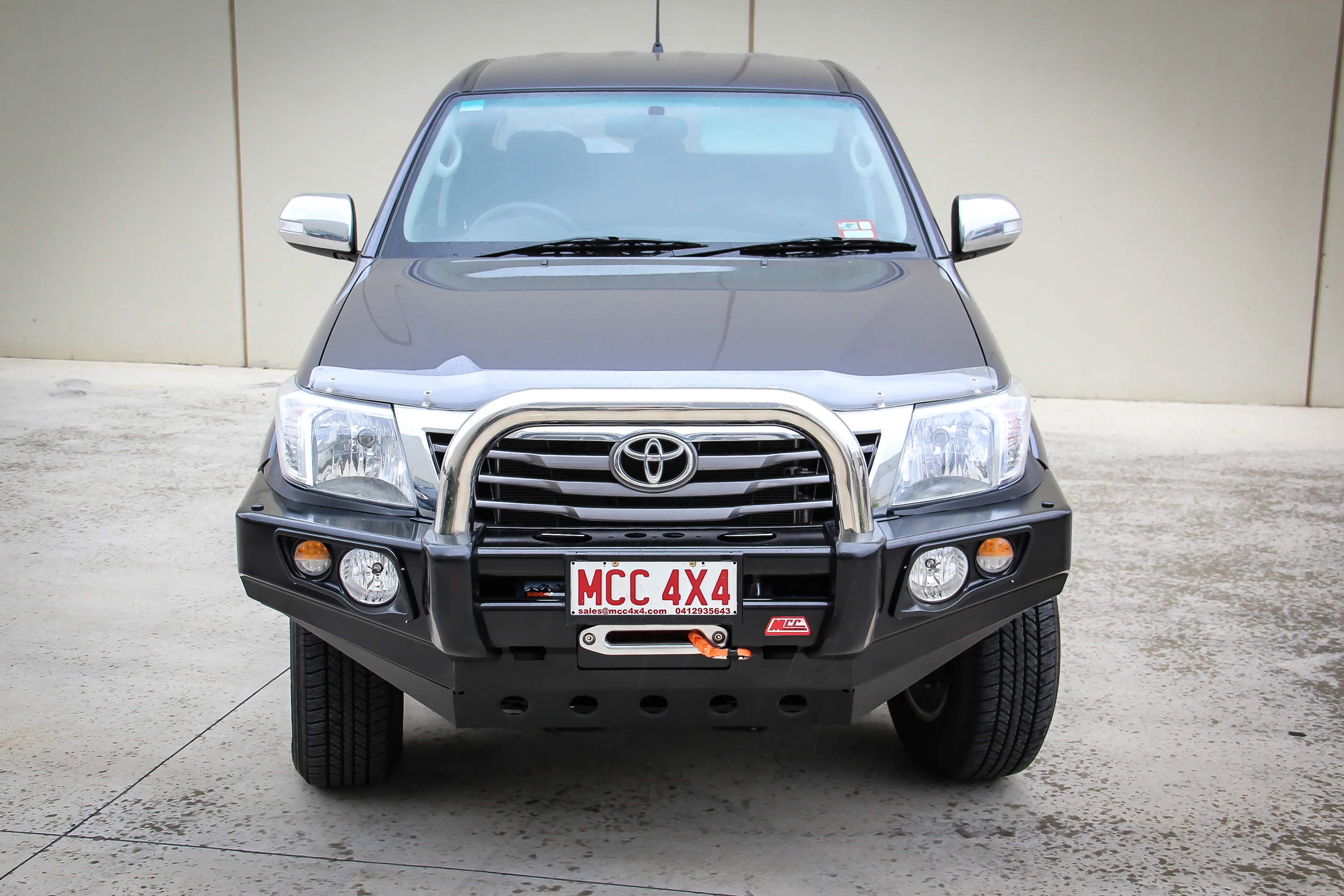 Hilux KUN26R 2012-2015 707-01 Falcon Bull Bar Single Stainless Loop Package (LED Foglight) - SKU MCC-01015-701SSLFOG - Image 5