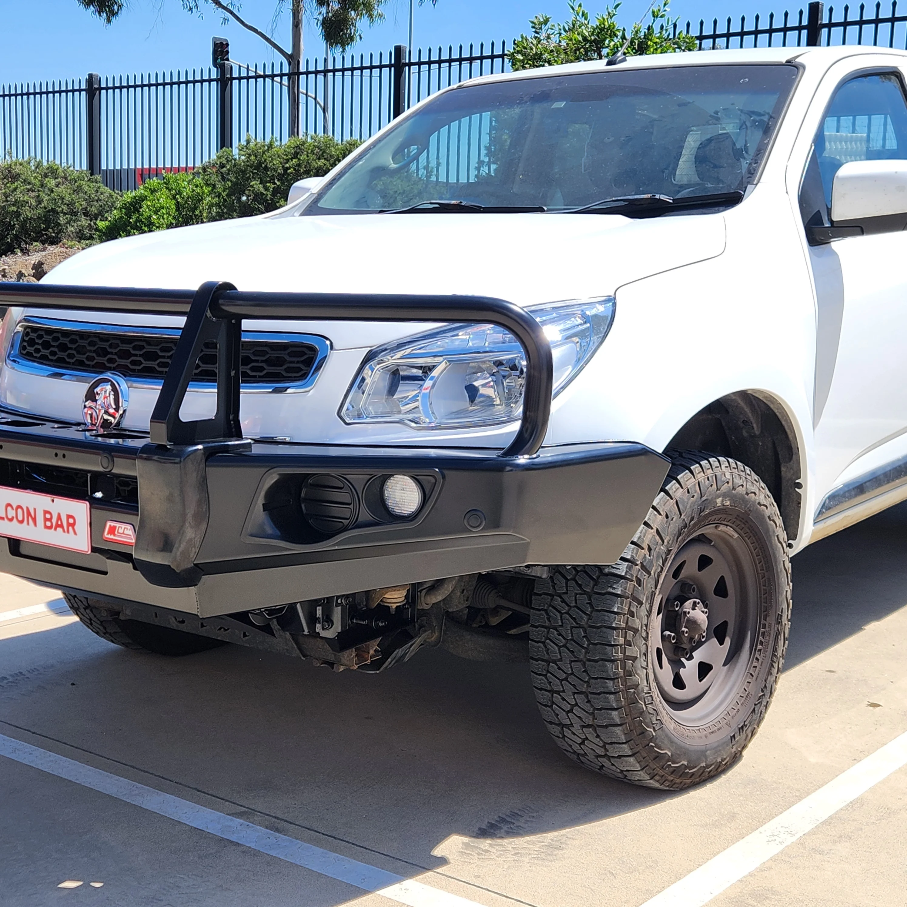 Colorado RG Colorado 7 2012-2016 707-02 Falcon Bull Bar Black A-Frame Package (No Foglight) - SKU MCC-07004-702UP - Image 6