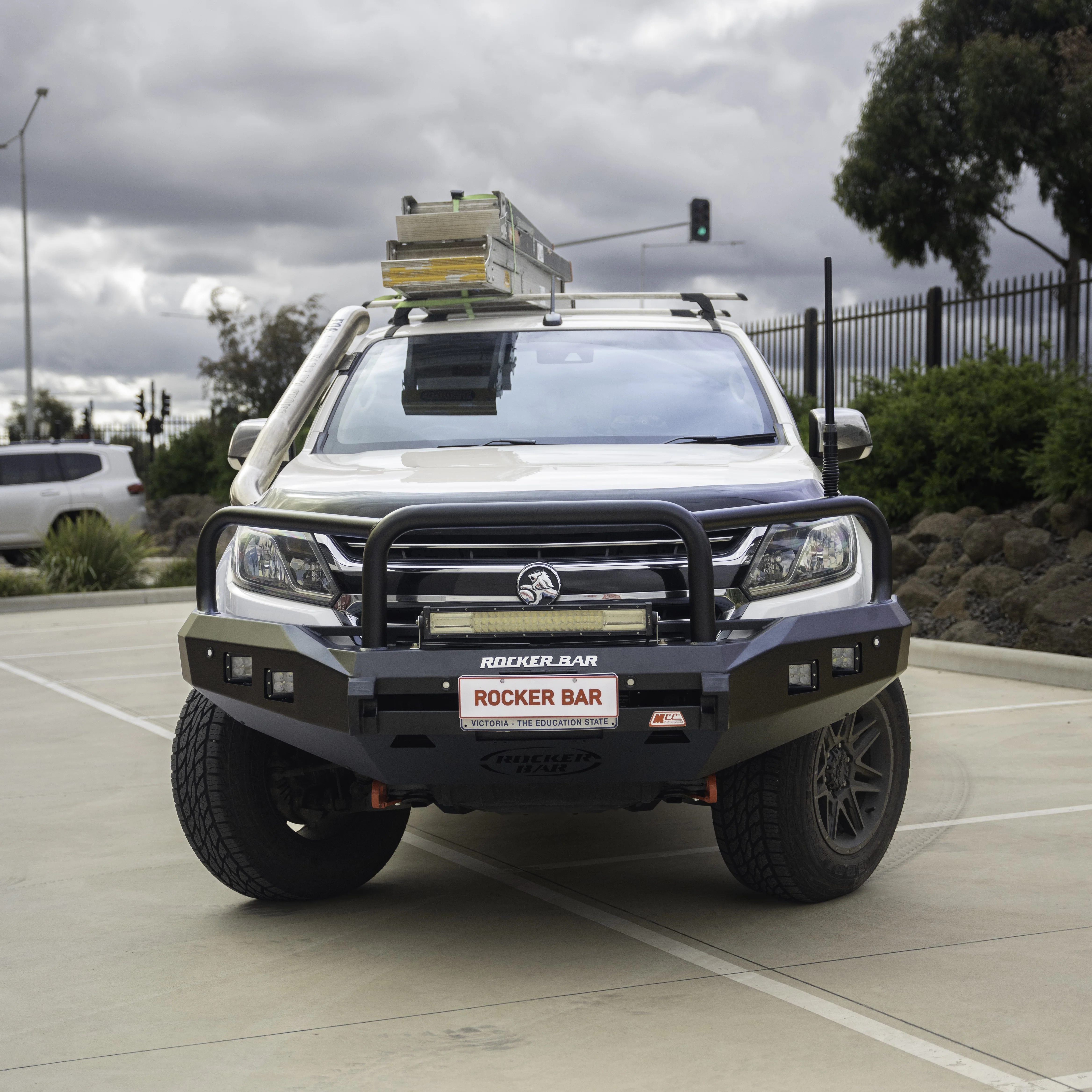 Colorado RG Colorado 7 2012-2016 078-02SQ Rocker Bull Bar Triple Loops Package - SKU MCC-07004-7802SQ - Image 3