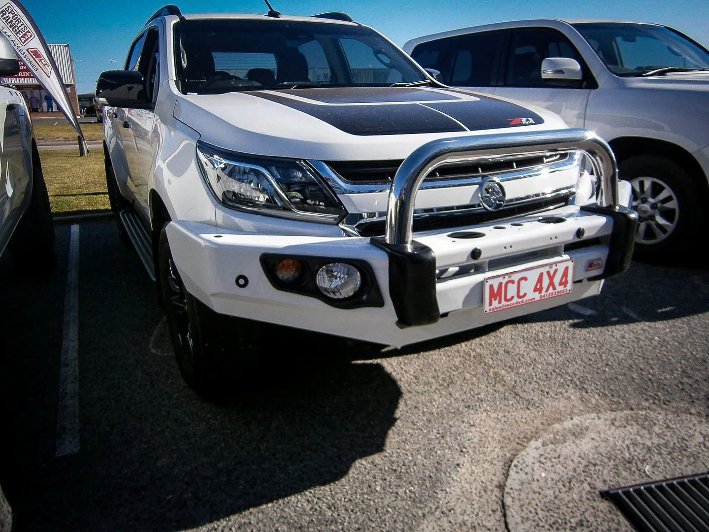 Colorado RG Trail Blazer 2017-2020 707-01 Falcon Bull Bar Single Stainless Loop Package (LED Foglight) - SKU MCC-07005-701SSLFOG - Image 2