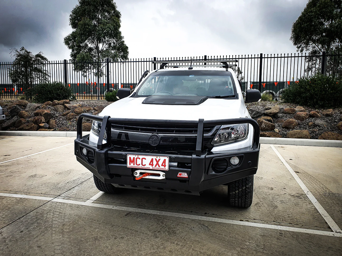 Colorado RG Trail Blazer 2017-2020 707-02 Falcon Bull Bar Black A-Frame Package (No Foglight) - SKU MCC-07005-702UP - Image 9