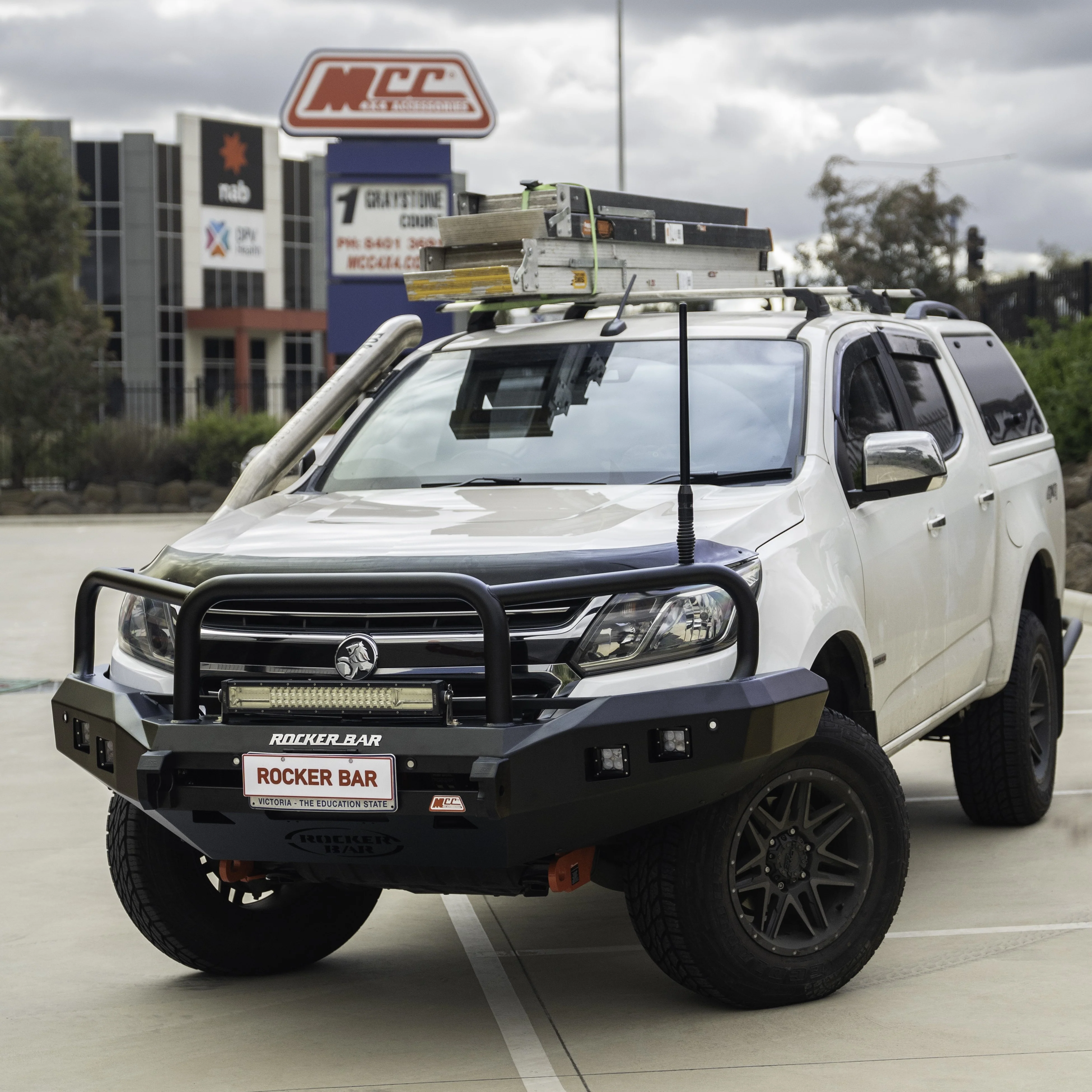Colorado RG Trail Blazer 2017-2020 078-02SQ Rocker Bull Bar Triple Loops Package - SKU MCC-07005-7802SQ - Image 2