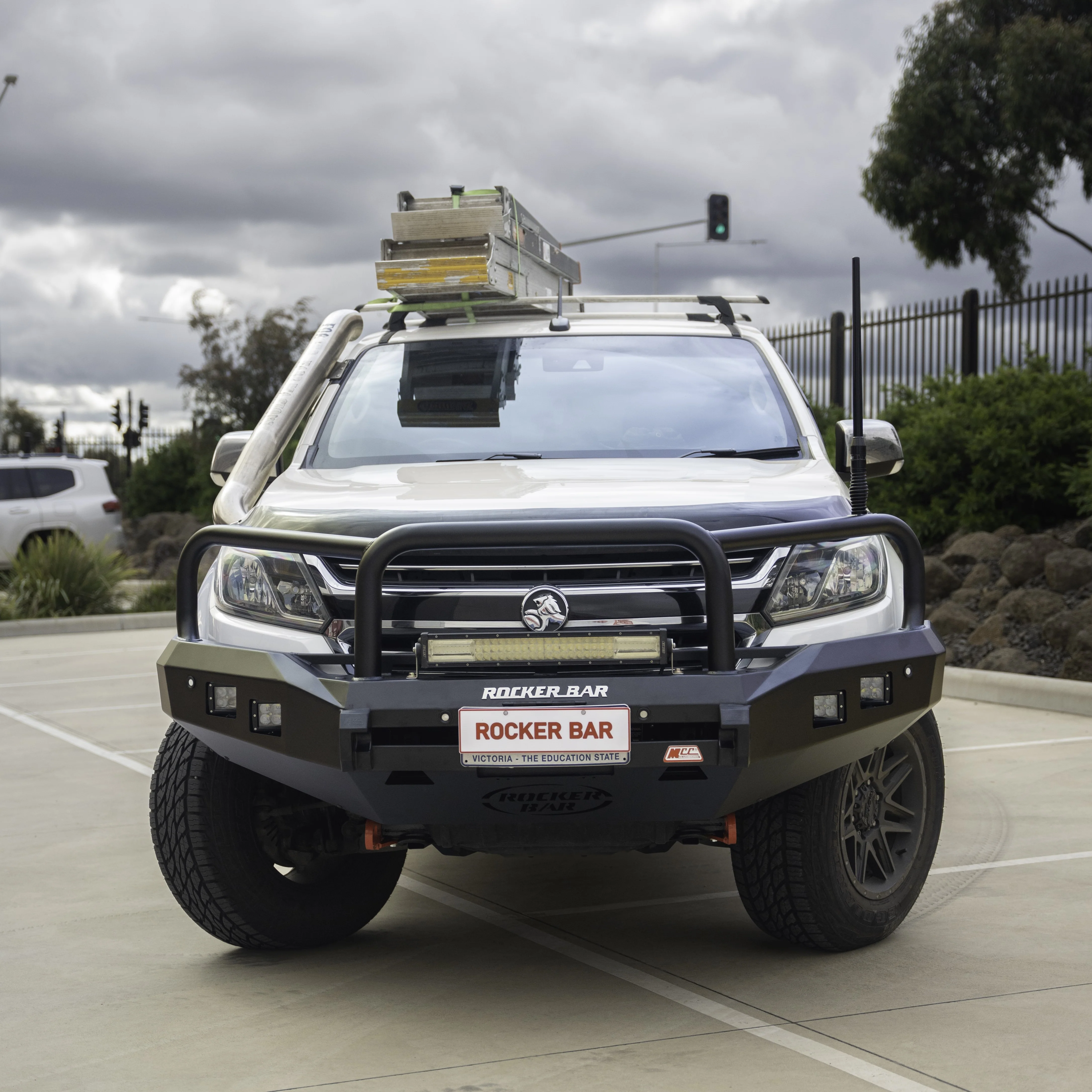 Colorado RG Trail Blazer 2017-2020 078-02SQ Rocker Bull Bar Triple Loops Package - SKU MCC-07005-7802SQ - Image 3