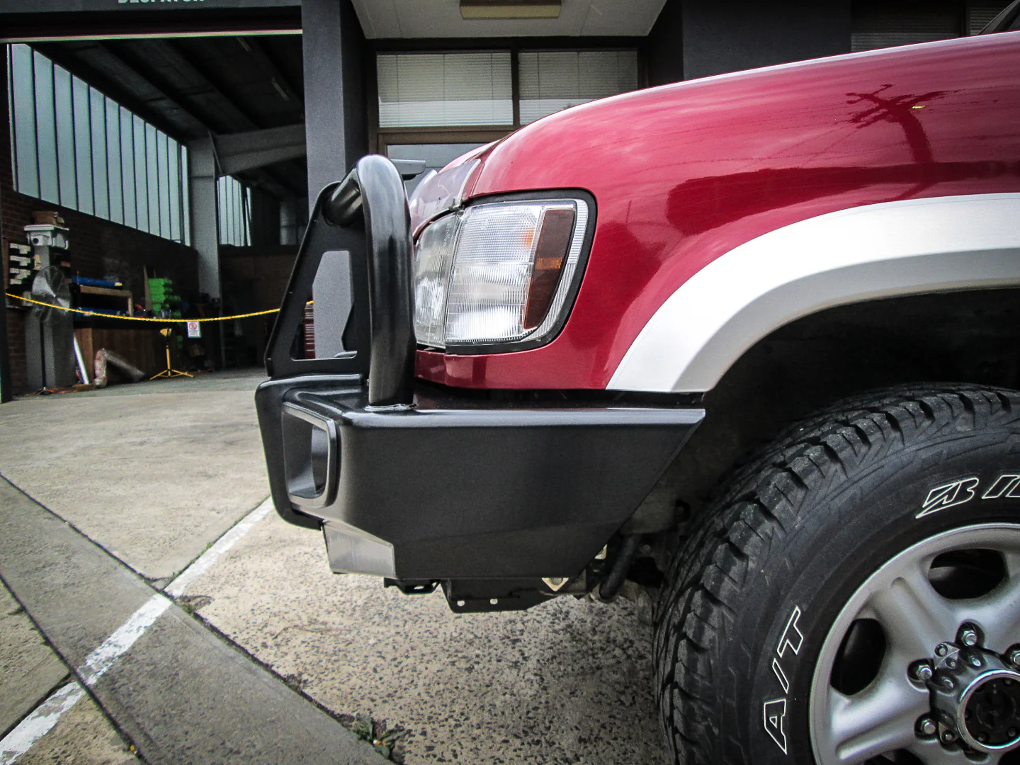 Jackaroo 1992-1998 707-02 Falcon Bull Bar Black A-Frame Package (No Foglight) - SKU MCC-07007-702 - Image 6