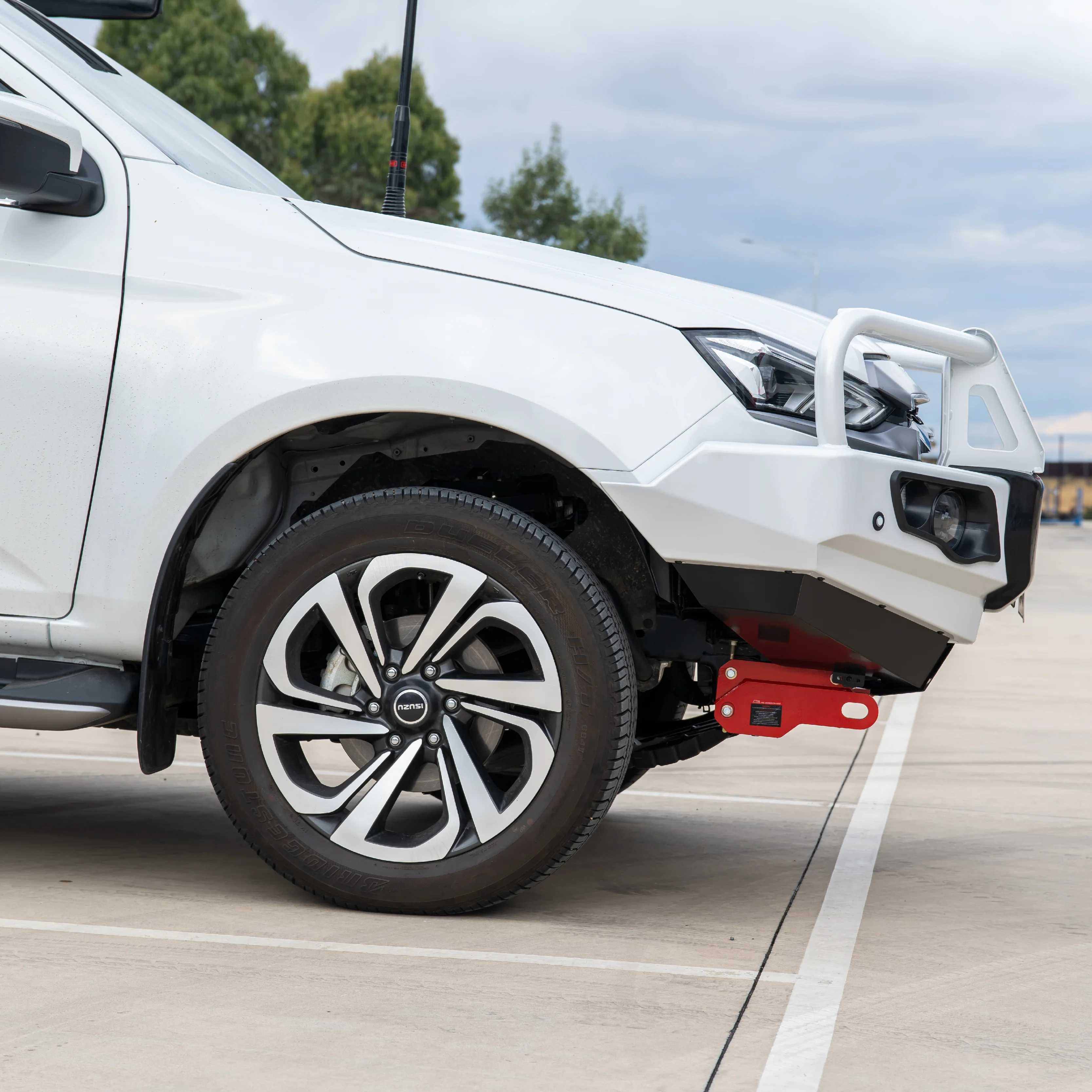 MUX Gen 3 2020-2025 Falcon Bull Bar Black A-Frame Package (LED Foglight) - SKU MCC-08008-702FOGUP - Image 13