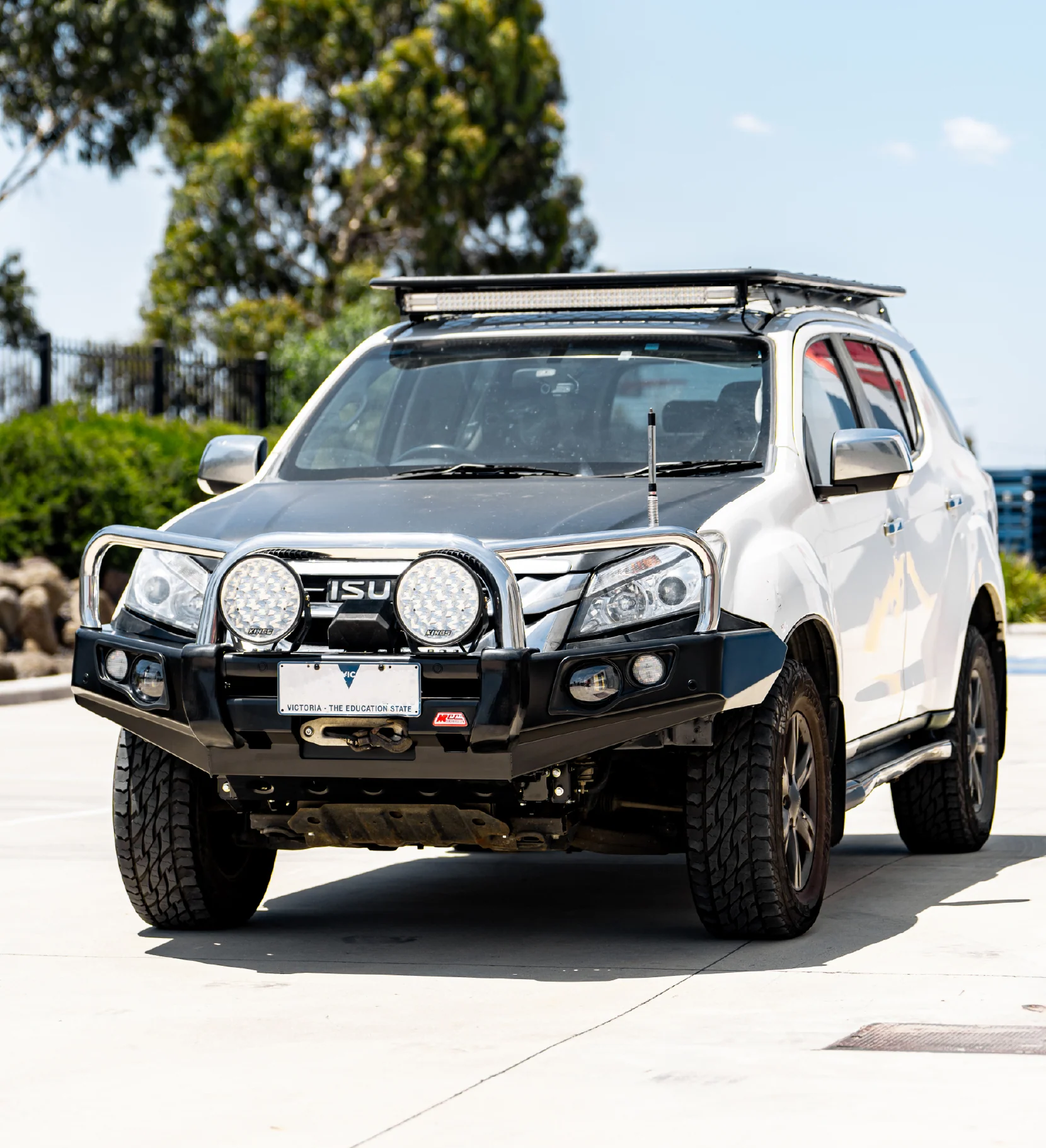 MUX RF 2013-2016 707-01 Falcon Bull Bar Triple Stainless Loops Package (LED Foglight) - SKU MCC-08003-701FOGUP - Image 2