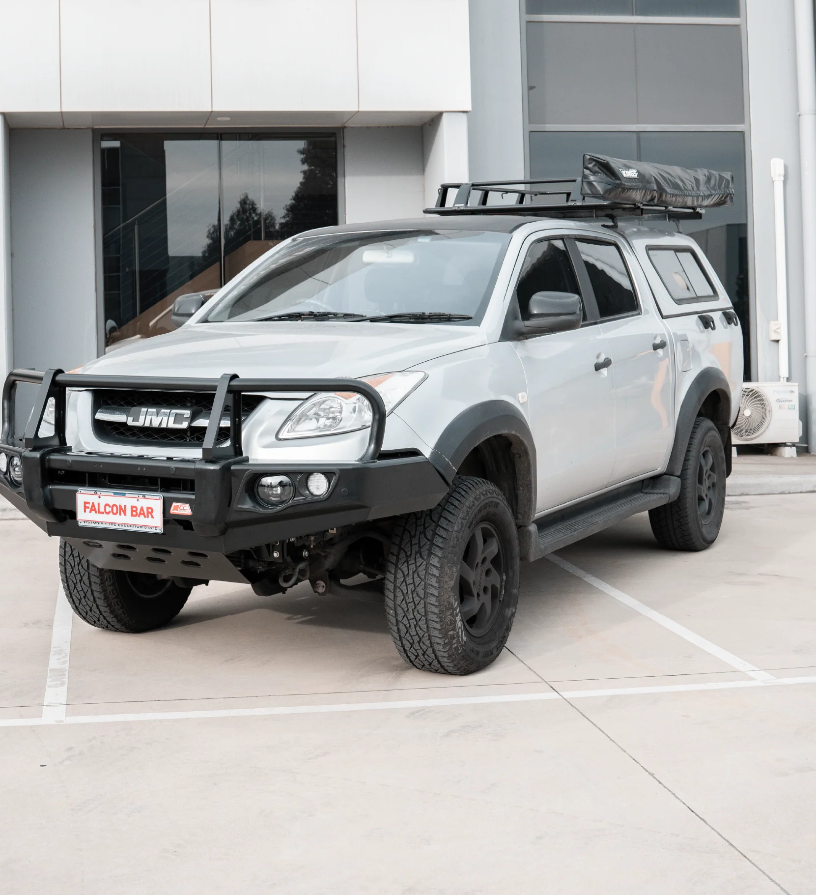 JMC Vigus 2012-2018 707-02 Falcon Bull Bar Black A-Frame Package (No Foglight) - SKU MCC-13001-702UP - Image 4