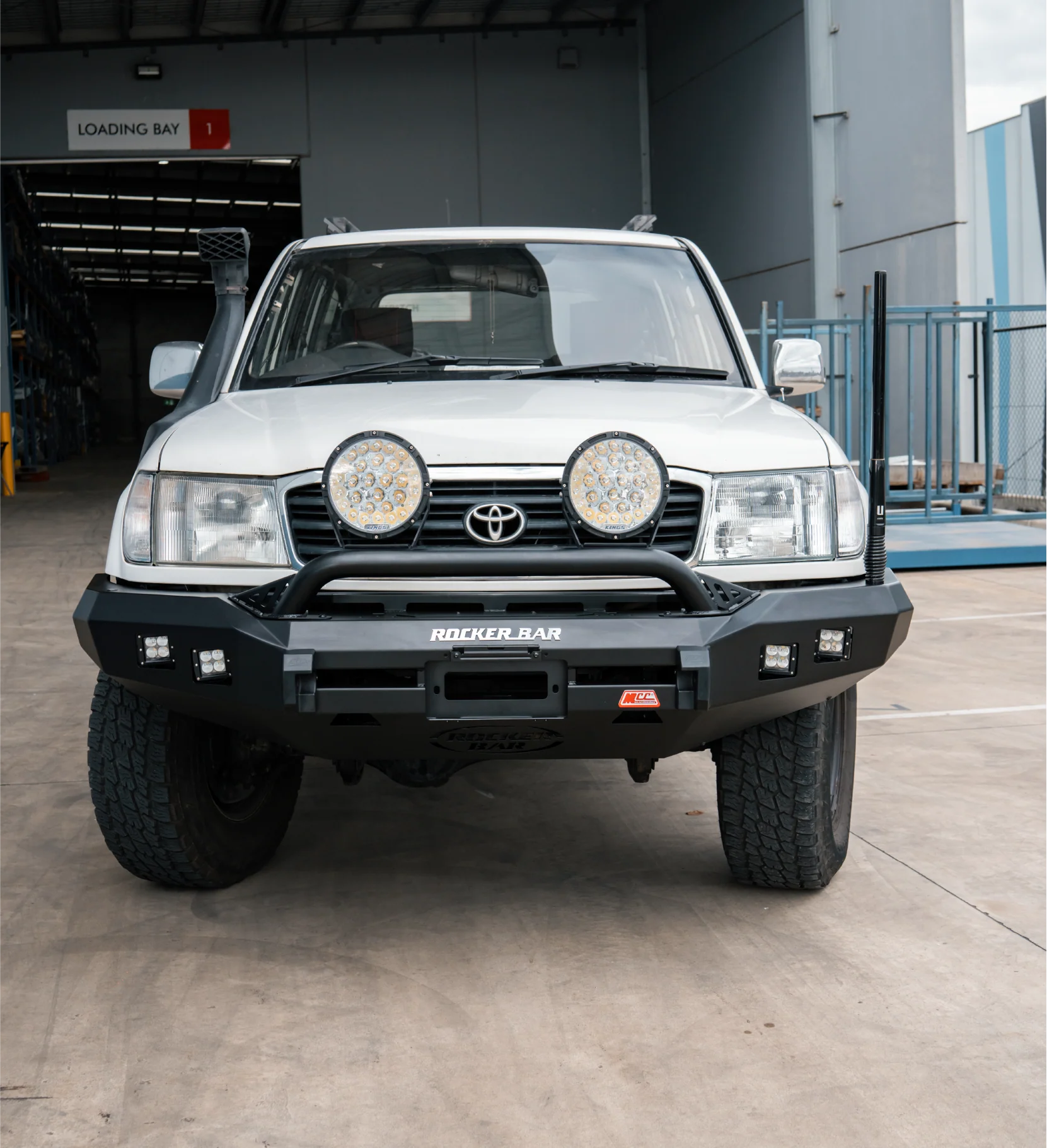 Land Cruiser 100 series 1998-2007  078-01SQL Rocker Bull Bar Single Low Loop Package - SKU MCC-01007-7801SQL - Image 3