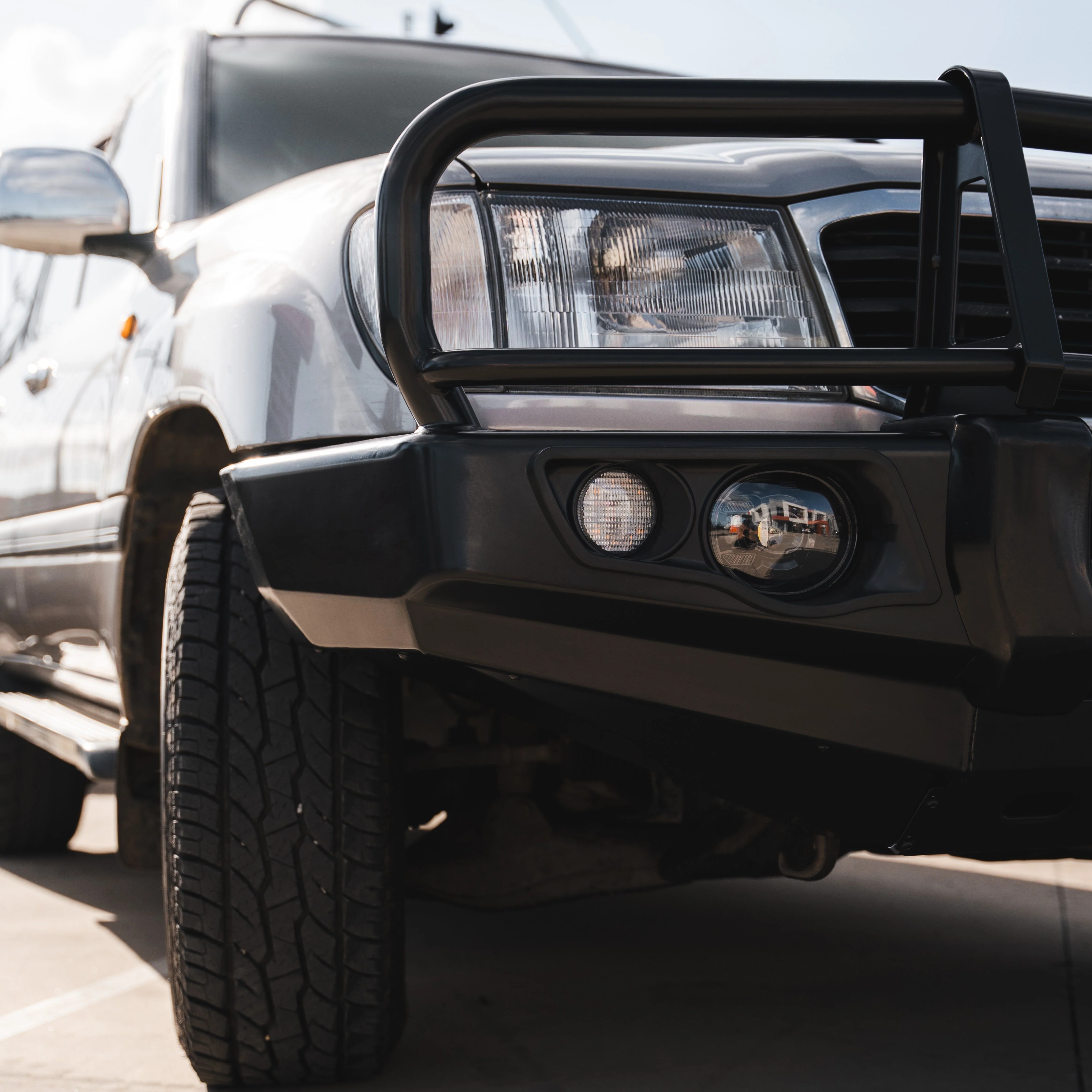 Land Cruiser 100 series 1998-2007  707-02 Falcon Bull Bar Black A-Frame Package (No Foglight) - SKU MCC-01007-702UP - Image 4