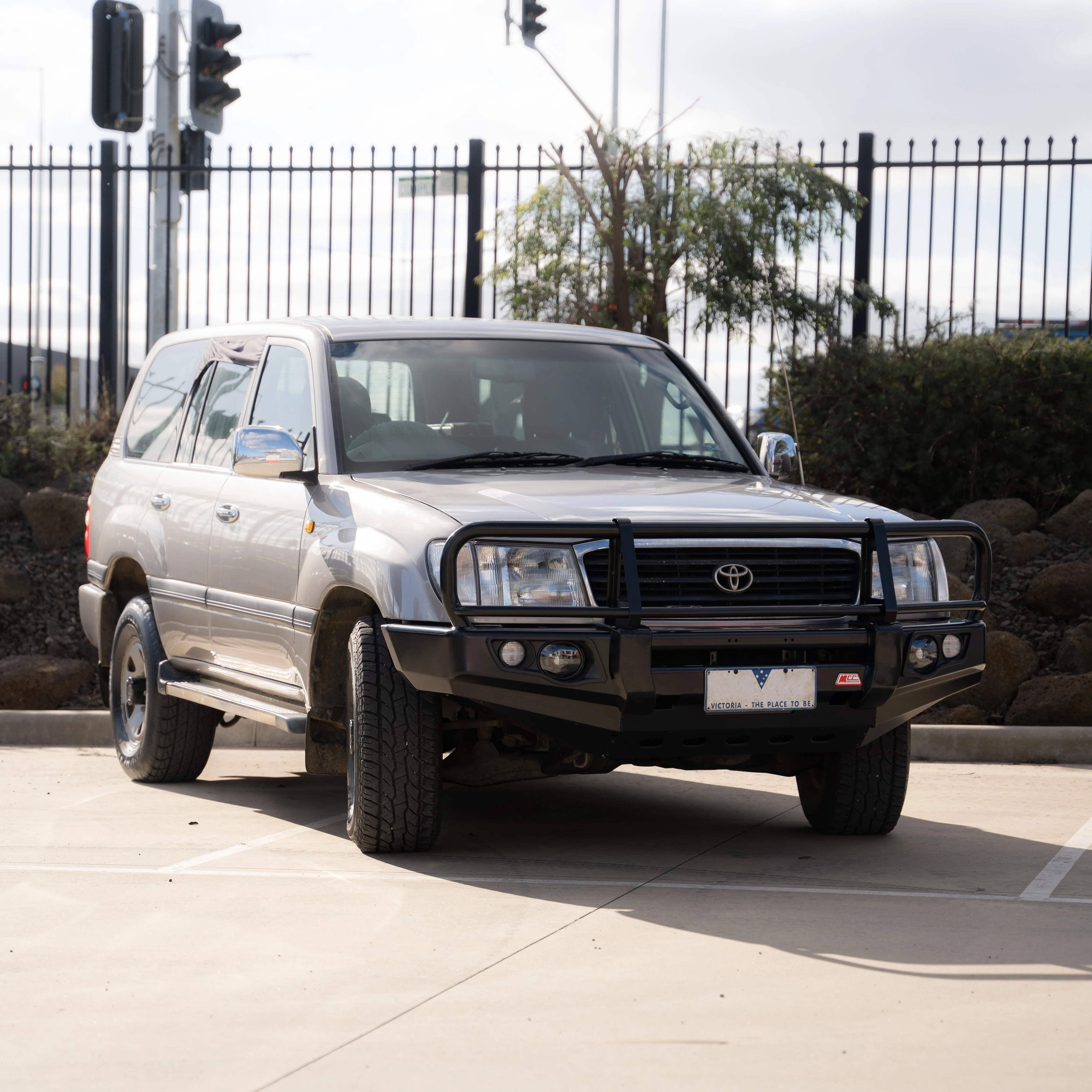 Land Cruiser 100 series 1998-2007 707-02 Falcon Bull Bar Black A-Frame Package (LED Foglight) - SKU MCC-01007-702FOGUP - Image 2