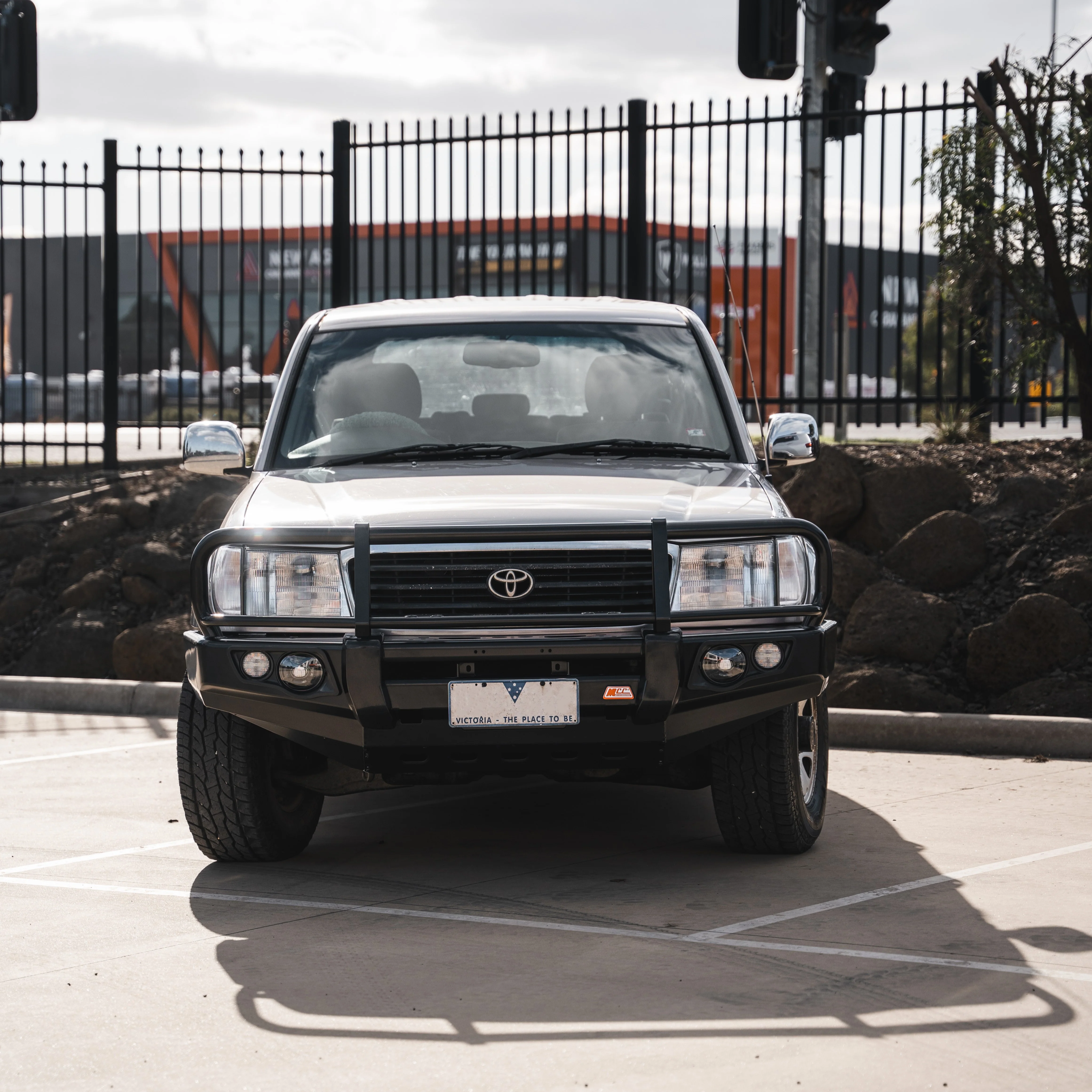 Land Cruiser 100 series 1998-2007 707-02 Falcon Bull Bar Black A-Frame Package (LED Foglight) - SKU MCC-01007-702FOGUP - Image 3