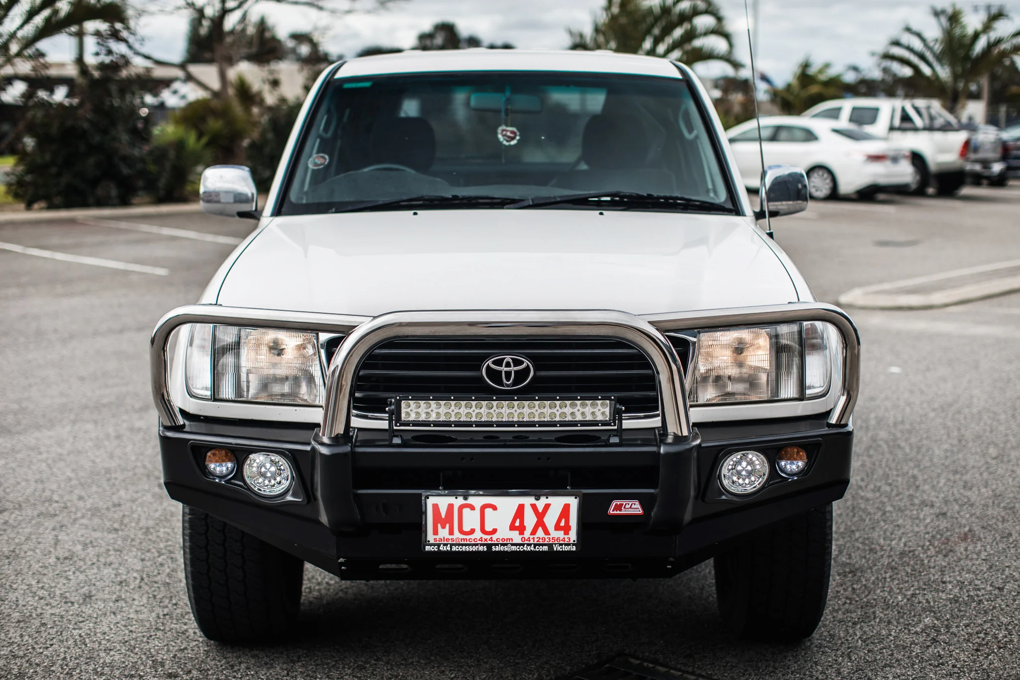Land Cruiser 100 series 1998-2007 707-01 Falcon Bull Bar Triple Stainless Loops Package (LED Foglight) - SKU MCC-01007-701FOGUP - Image 9