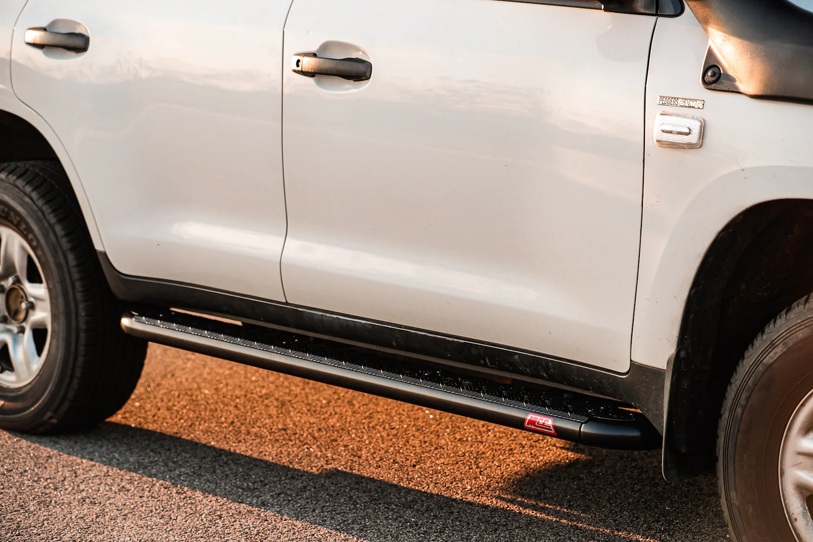 Land Cruiser 200 series 2007-2021 309BSBK All Black Side Step Package - SKU MCC-01008-309BSBK - Image 9