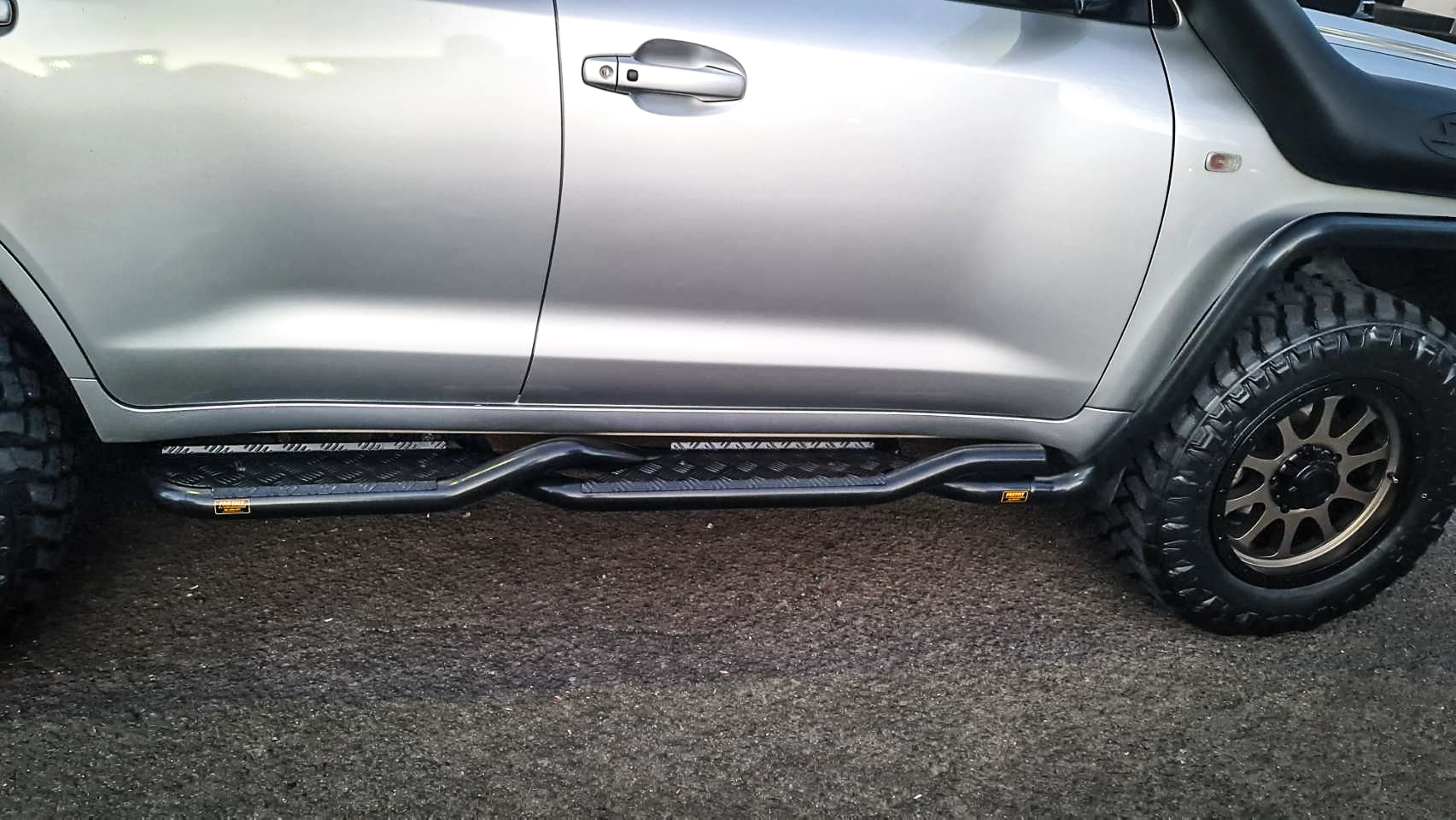 Land Cruiser 200 series 2007-2021 309TW Twisted Side Step Package - SKU MCC-01008-309TW - Image 4