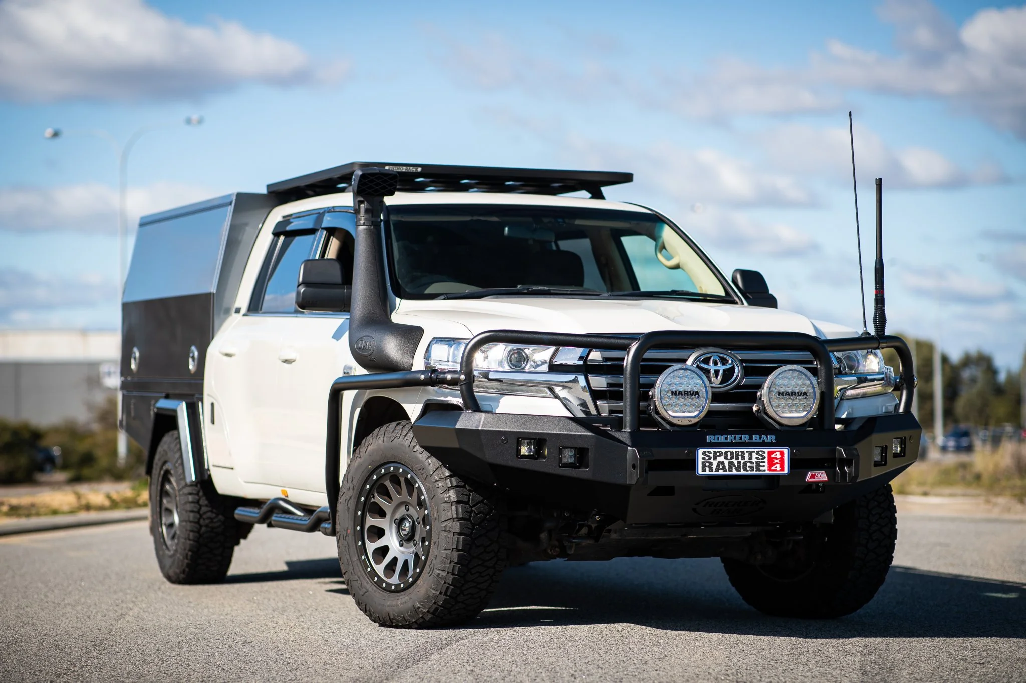 Land Cruiser 200 series Facelift 2015-2020 078-02SQ Rocker Bull Bar Triple Loops Package - SKU MCC-01019-7802SQ - Image 5
