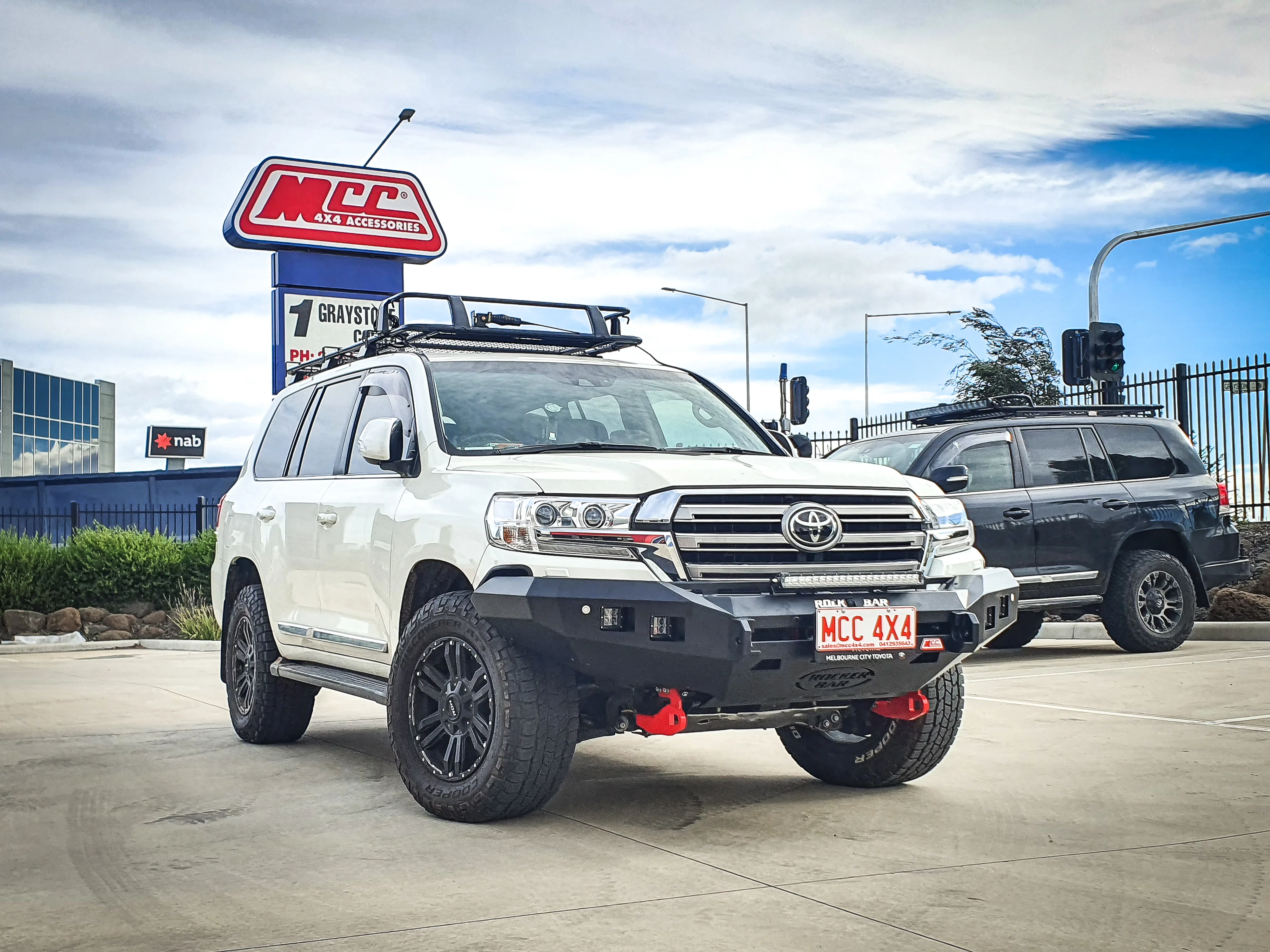Land Cruiser 200 series Facelift 2015-2020 078-01SQ Rocker Bull Bar No Loop Package - SKU MCC-01019-7801SQ - Image 4