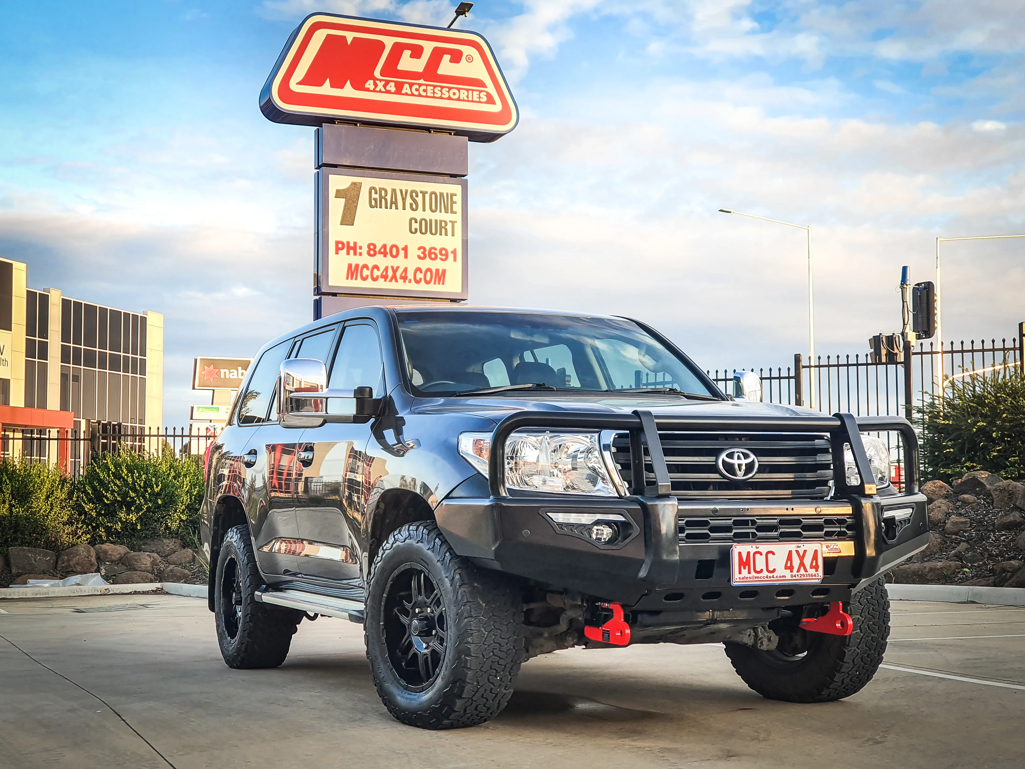 Land Cruiser 200 series prefacelift 2007-2015 808-02 Phoenix Bar A-Frame Package - SKU MCC-01008-802 - Image 3