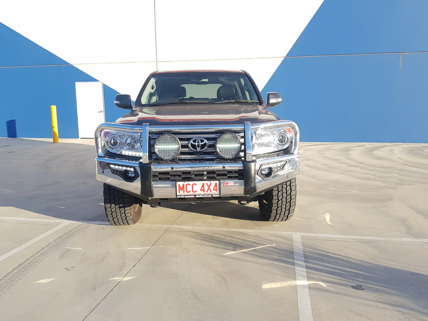 Land Cruiser 200 series prefacelift 2007-2015 808-02A Alloy Phoenix Bull Bar A-Frame Package - SKU MCC-01008-802AW - Image 5