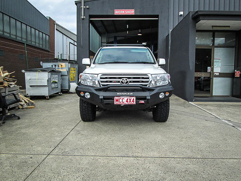 Land Cruiser 200 series prefacelift 2007-2015 078-01SQL Rocker Bull Bar Single Low Loop Package - SKU MCC-01008-7801SQL - Image 3