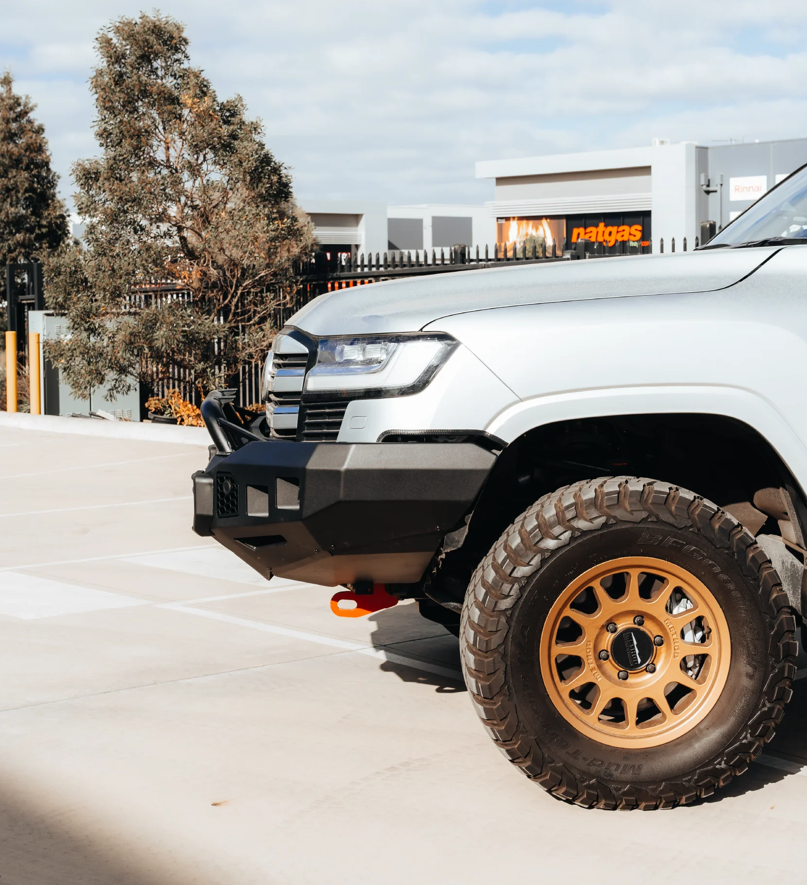 Land Cruiser 300 Series 2022-On - 078-01SQL Rocker Bull Bar Single Low Loop Package - SKU MCC-01023-7801SQL - Image 5
