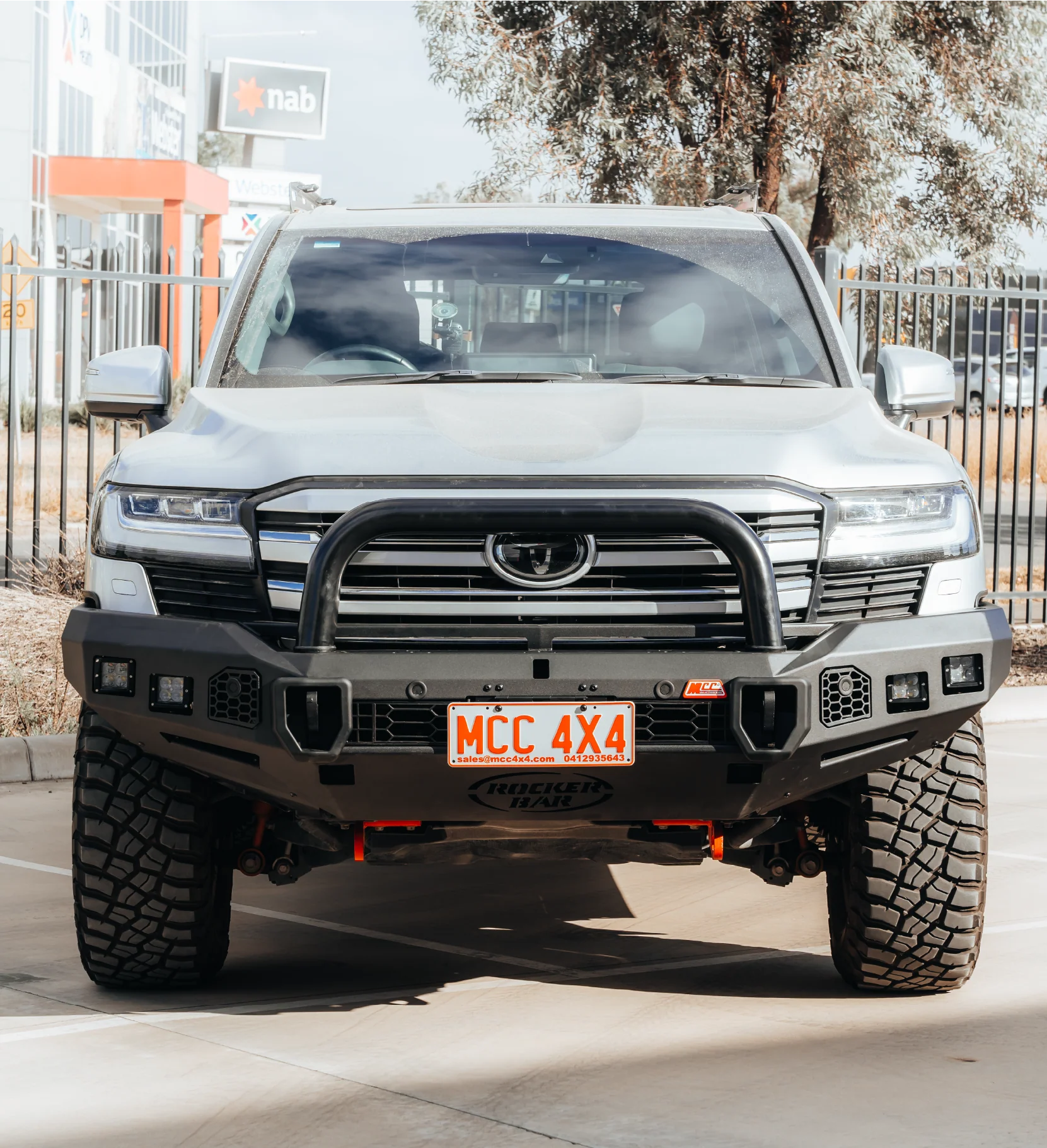 Land Cruiser 300 Series 2022-On - 078-01SQSBL Rocker Bull Bar Single Sand Black Loop Package - SKU MCC-01023-7801SQSBL - Image 3