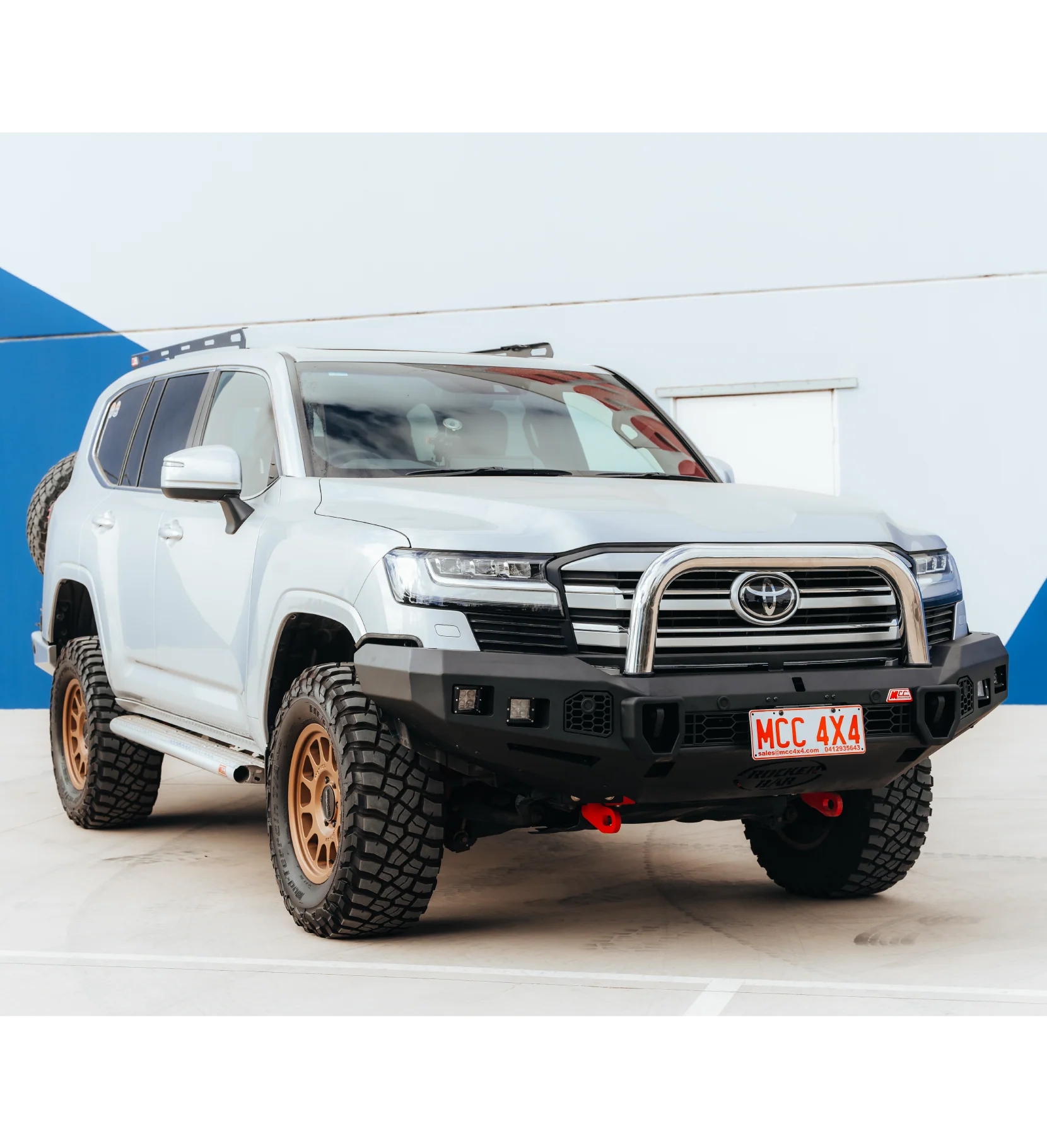Land Cruiser 300 Series 2022-On - 078-01SQSSL Rocker Bull Bar Single Stainless Loop Package - SKU MCC-01023-7801SQSSL - Image 2