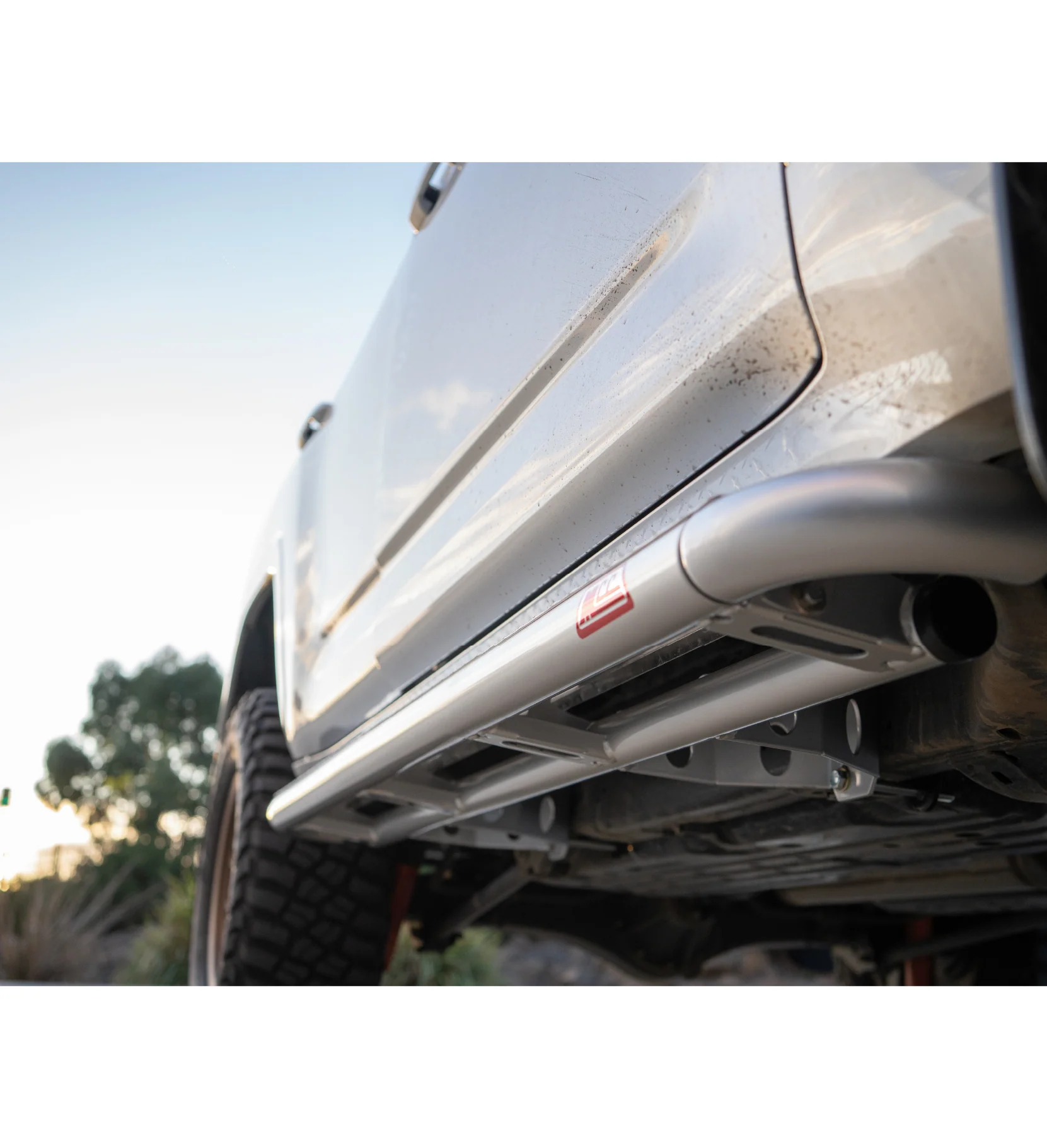 Land Cruiser 300 Series 2022-On - 309BS Side Step Package (Chrome Step Plate) - SKU MCC-01023-309BS - Image 4