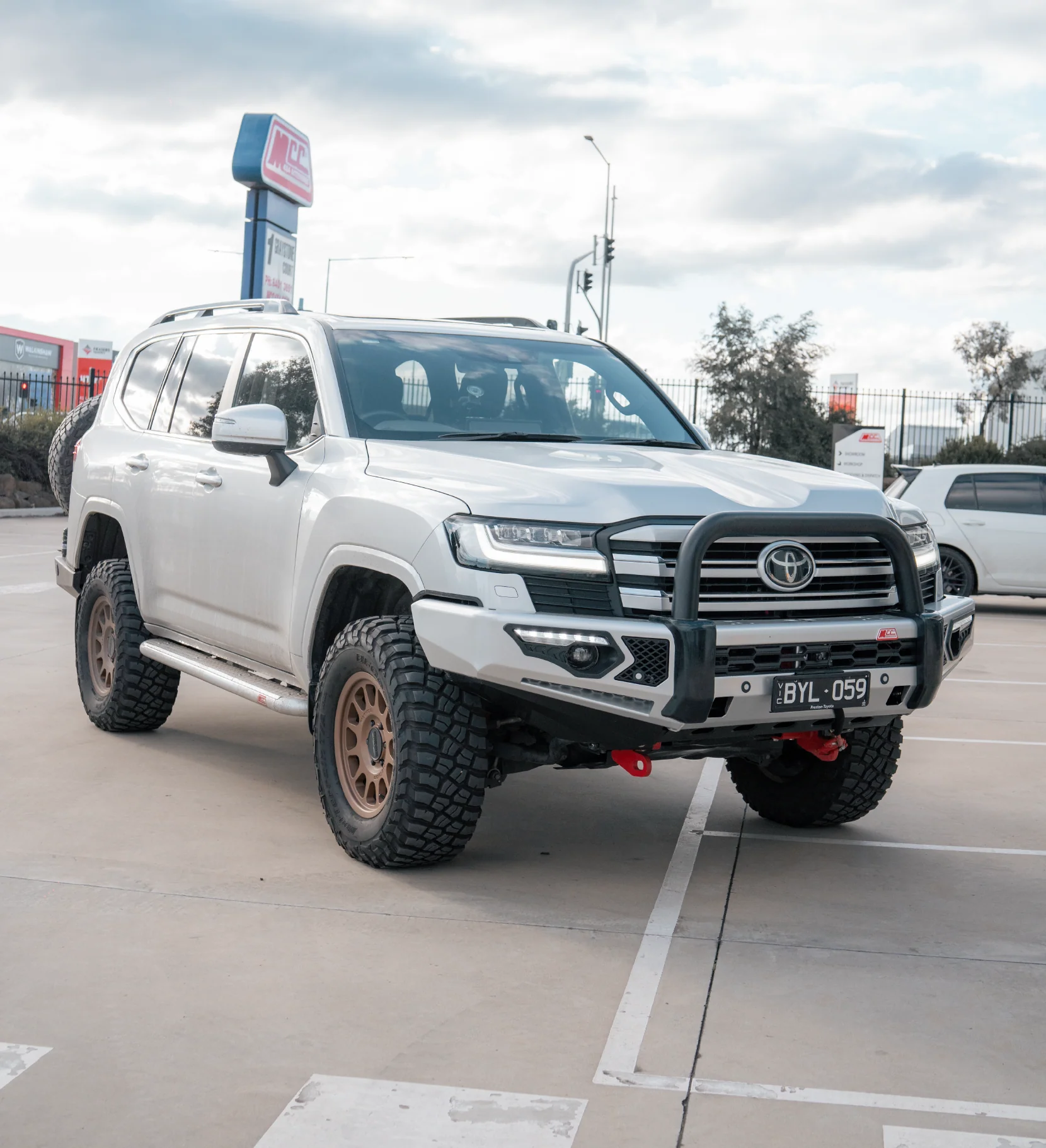 Land Cruiser 300 Series 2022-On - 808-01 Phoenix Bull Bar Single Black Loop Package - SKU MCC-01023-801SBL - Image 2