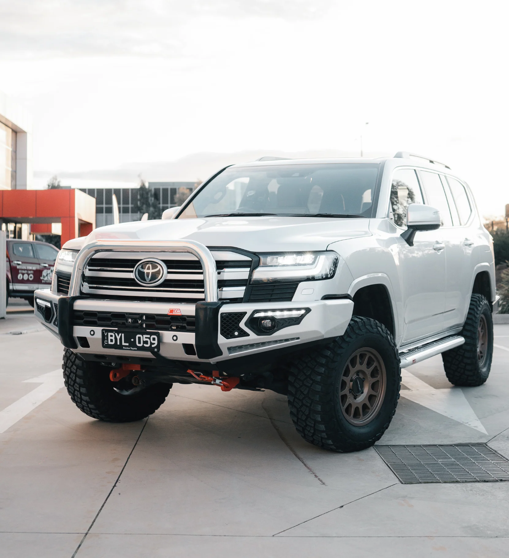 Land Cruiser 300 Series 2022-On - 808-01 Phoenix Bull Bar Single Stainless Loop Package - SKU MCC-01023-801SSL - Image 4