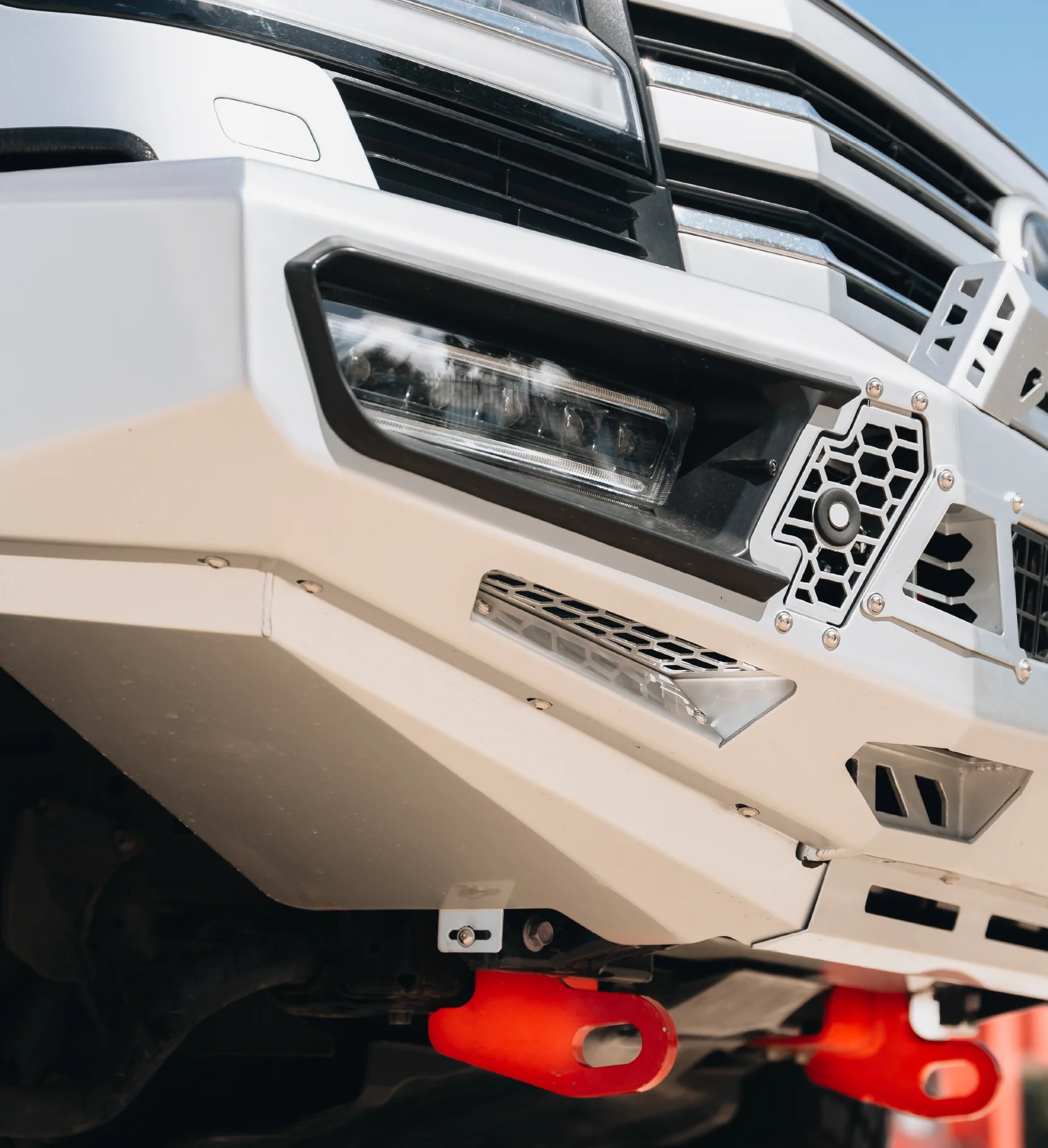 Land Cruiser 300 Series 2022-On - 909-01 Alloy Pegasus Bar Package - Image 6